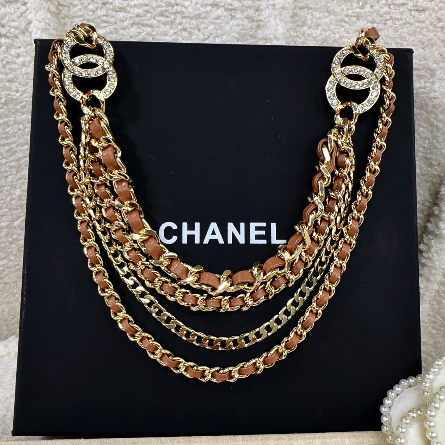 💥💥💥CHANEL 香奈儿、镶钻小五金搭配编织皮腰链、经典优雅、时尚百搭，长度：均码，