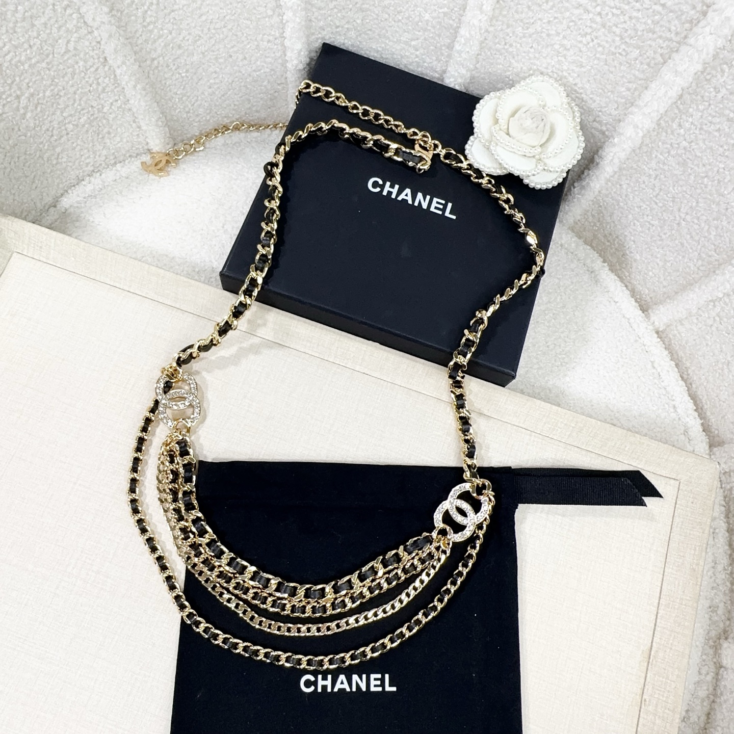 💥💥💥CHANEL 香奈儿、镶钻小五金搭配编织皮腰链、经典优雅、时尚百搭，长度：均码，