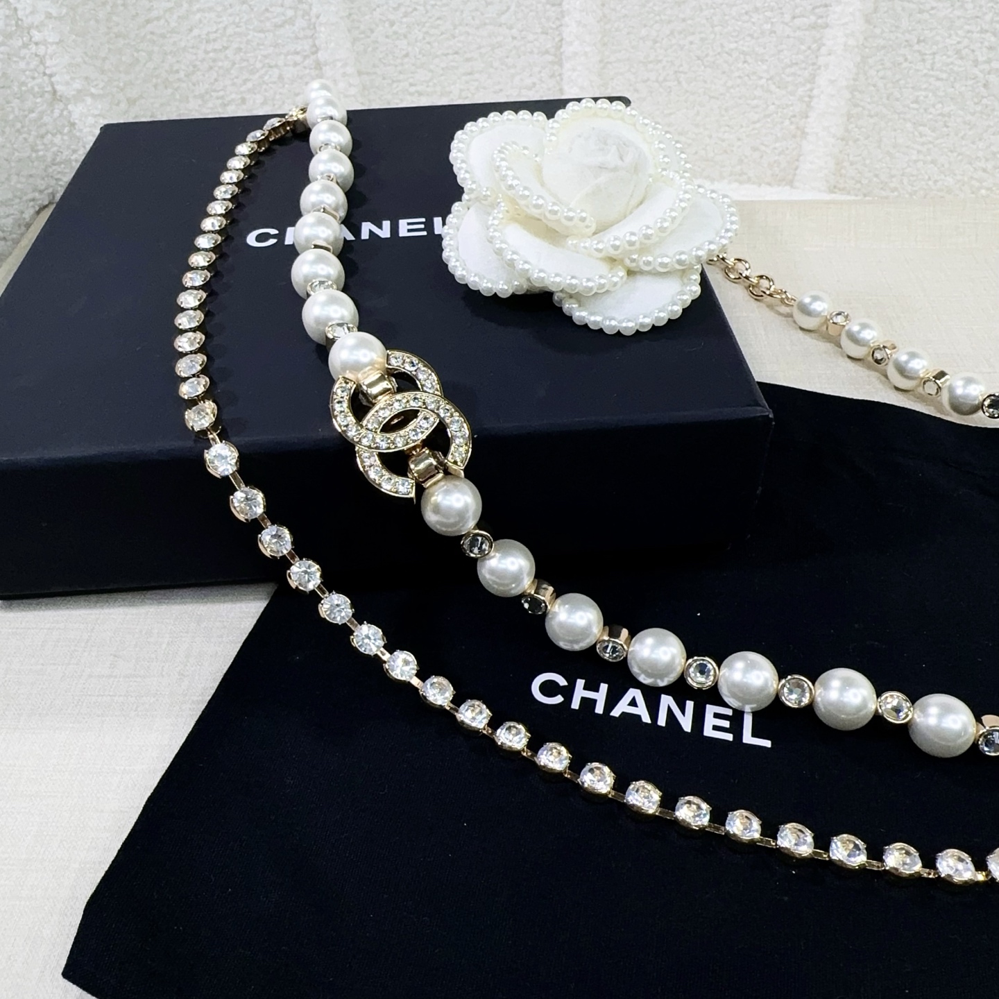 💥💥💥CHANEL 香奈儿  珍珠搭水钻纯铜腰链，优雅气质，时尚品味🌹，长度：均码，