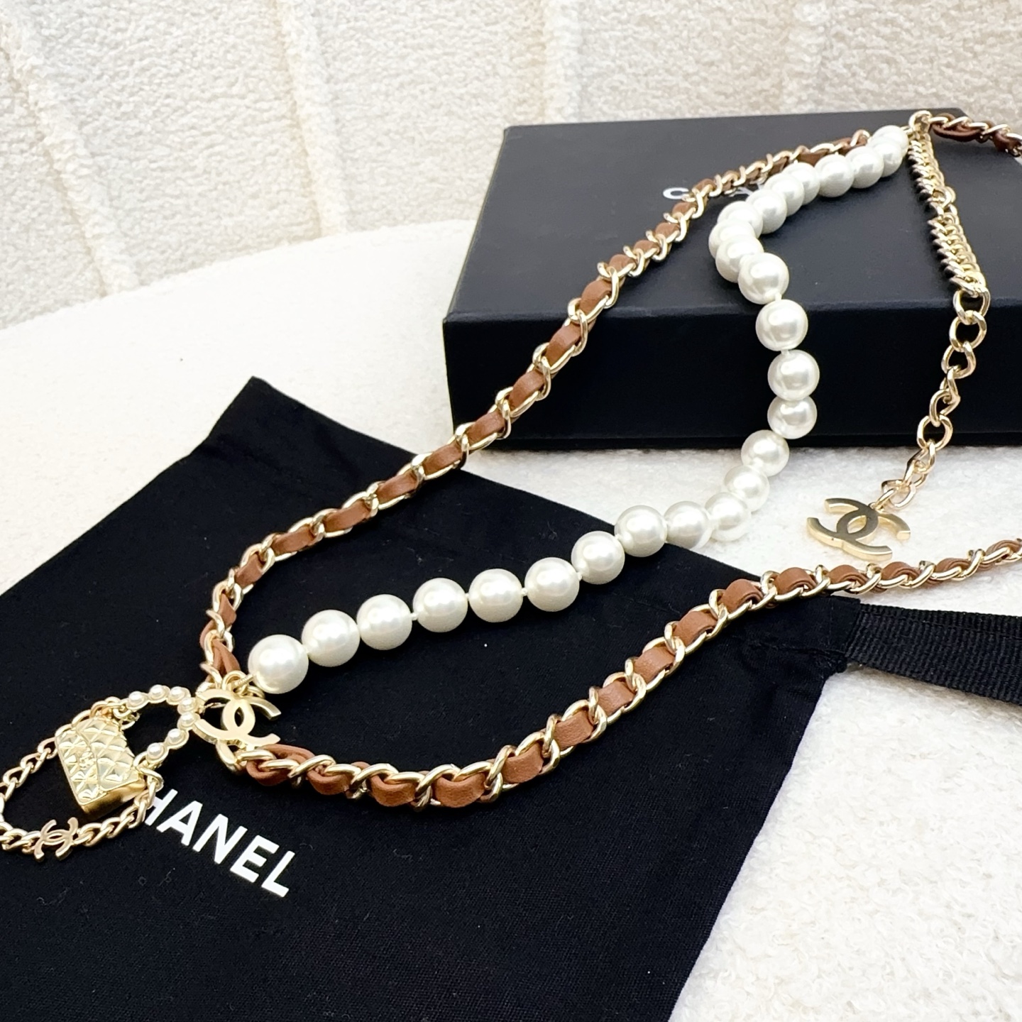 💥💥💥CHANEL 香奈儿  手工编皮珍珠腰链，优雅气质，时尚品味🌹🌹🌹，长度：均码，