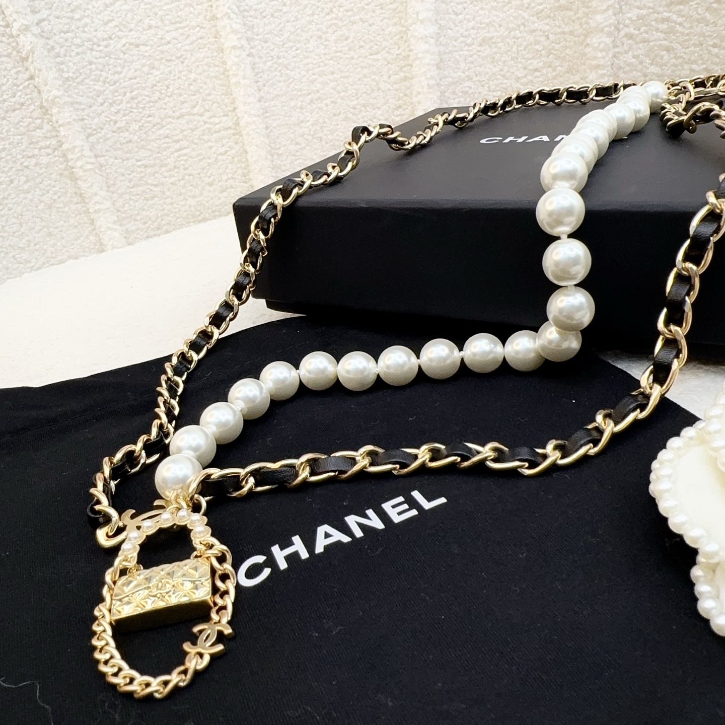💥💥💥CHANEL 香奈儿  手工编皮珍珠腰链，优雅气质，时尚品味🌹🌹🌹，长度：均码，