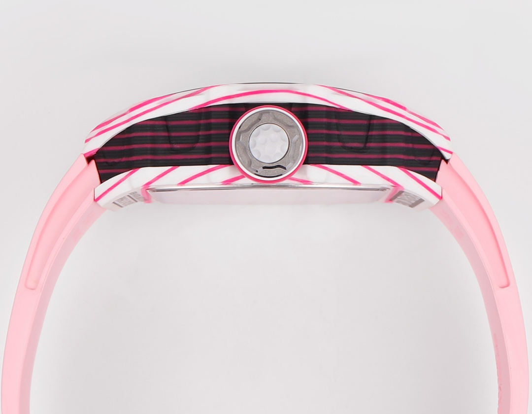 RICHARD MILLE RM 38-02 Tourbillon Bubba Watson: Pink Golf-Inspired Timepiece - 图片 7