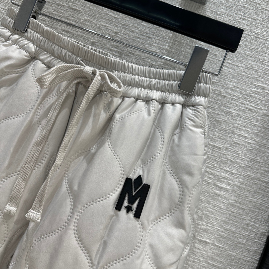 原单品质！Mackage*alison23秋冬烫印绗缝保暖度爆棚的羽绒裤穿上它去滑雪都没问题关键是版型超