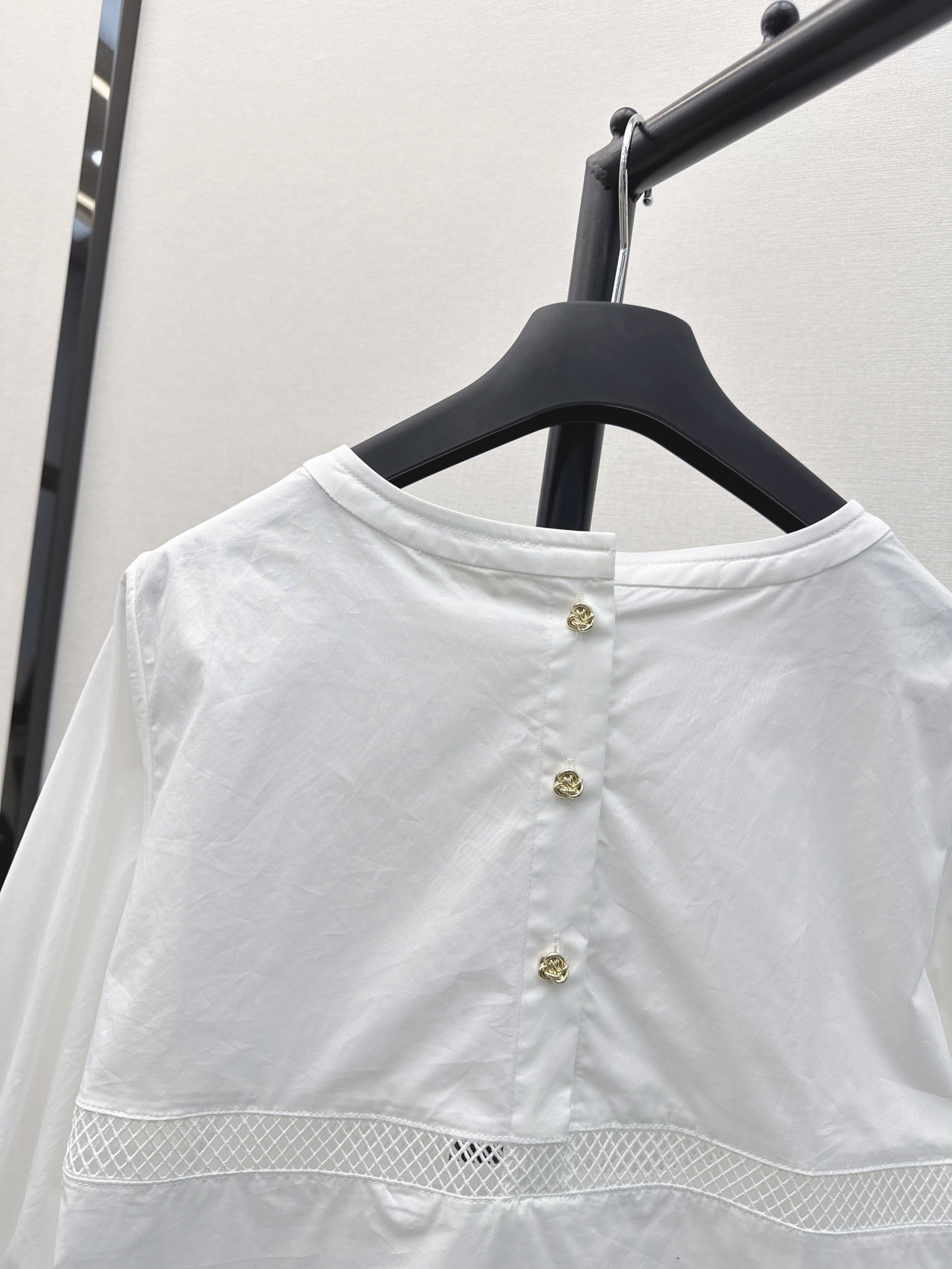 强烈推荐ChE24Ss春夏最新款七分袖圆领衬衫金扣点缀双面可穿H版型不挑身材气质优雅上身美的不要不要的度