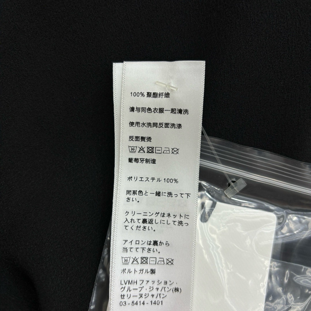 CE24春夏新品蝴蝶结别针衬衣别针可拆卸哦翻领小宽松版型上身不挑任何身材轻松打造透视感非常优雅又气质端庄