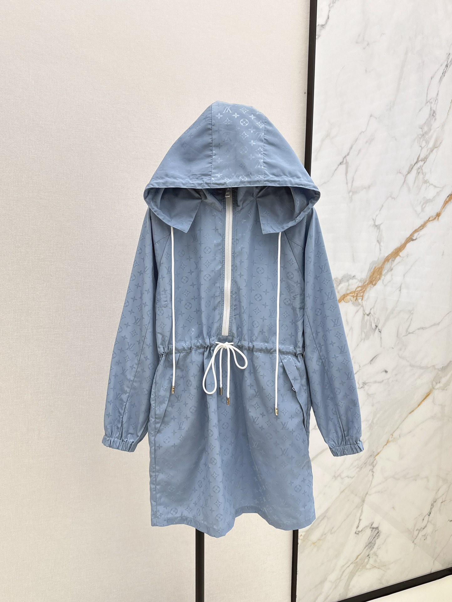 Louis Vuitton Les répliques
 Vêtements Robes Coupe-Vent Bleu Série automne Vintage Top à capuche