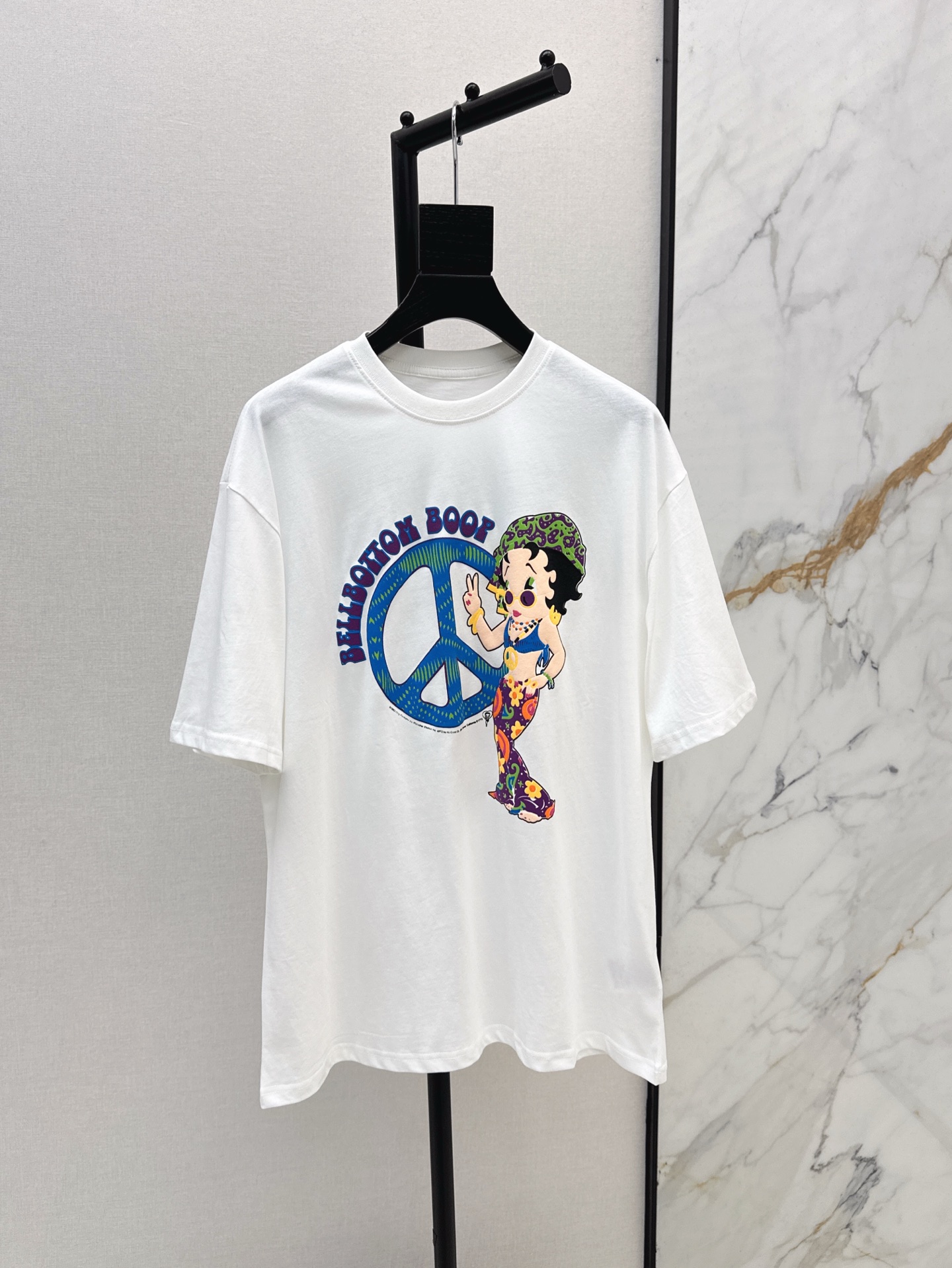 NO:321100,Fashionable niche design 25Ss————The latest cartoon pattern printed casual T-shirt quality comfortable and high-end four seasons evergreen pattern imported machine printing age-reducing artifact One color spot on sale sm, tees, t-shirt, alexander wang19860909时髦小众设计 25Ss————春夏最新款卡通图案印花休闲大T恤品质手感舒适高级 四季常青款 图案进口机印花 减龄神器 一色现货发售sm,,tees，t-shirt,alexander wang,Women's clothing