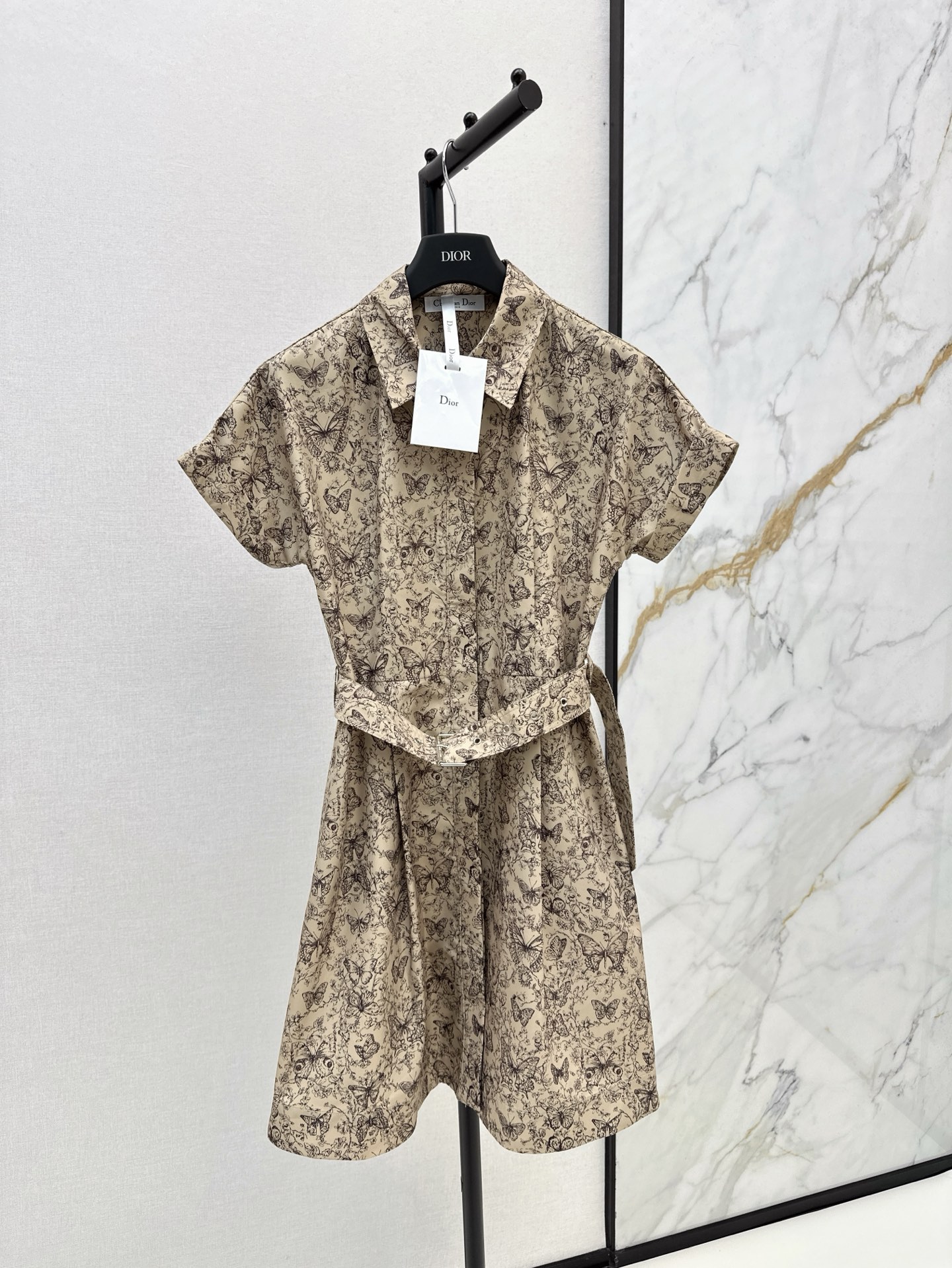 NO:322101,CD 25Ss—————The latest butterfly printed pattern dress with spring and summer custom fabric texture breathable, cool and comfortable, full-print butterfly plant vine pattern, staggered size and lifelike overall loose and A-shaped body, easy to accommodate body shape, lively and elegant in action, creating a dignified and generous dress with temperament and practicality, a high-end temperament girl, one-color spot on sale sm, skirts, alexander wang19860909CD 25Ss————春夏最新款蝴蝶印花图案连衣裙定制面料质感透气 冰爽舒适 通体满印蝴蝶植物藤蔓图案 大小错落栩栩如生 整体宽松偏A字 轻松包容身形 行动间灵动飘逸 打造端庄大方 气质与实用兼备的四季百搭连衣裙 妥妥高阶气质女郎 一色现货发售sm,,skirts,alexander wang,Women's clothing