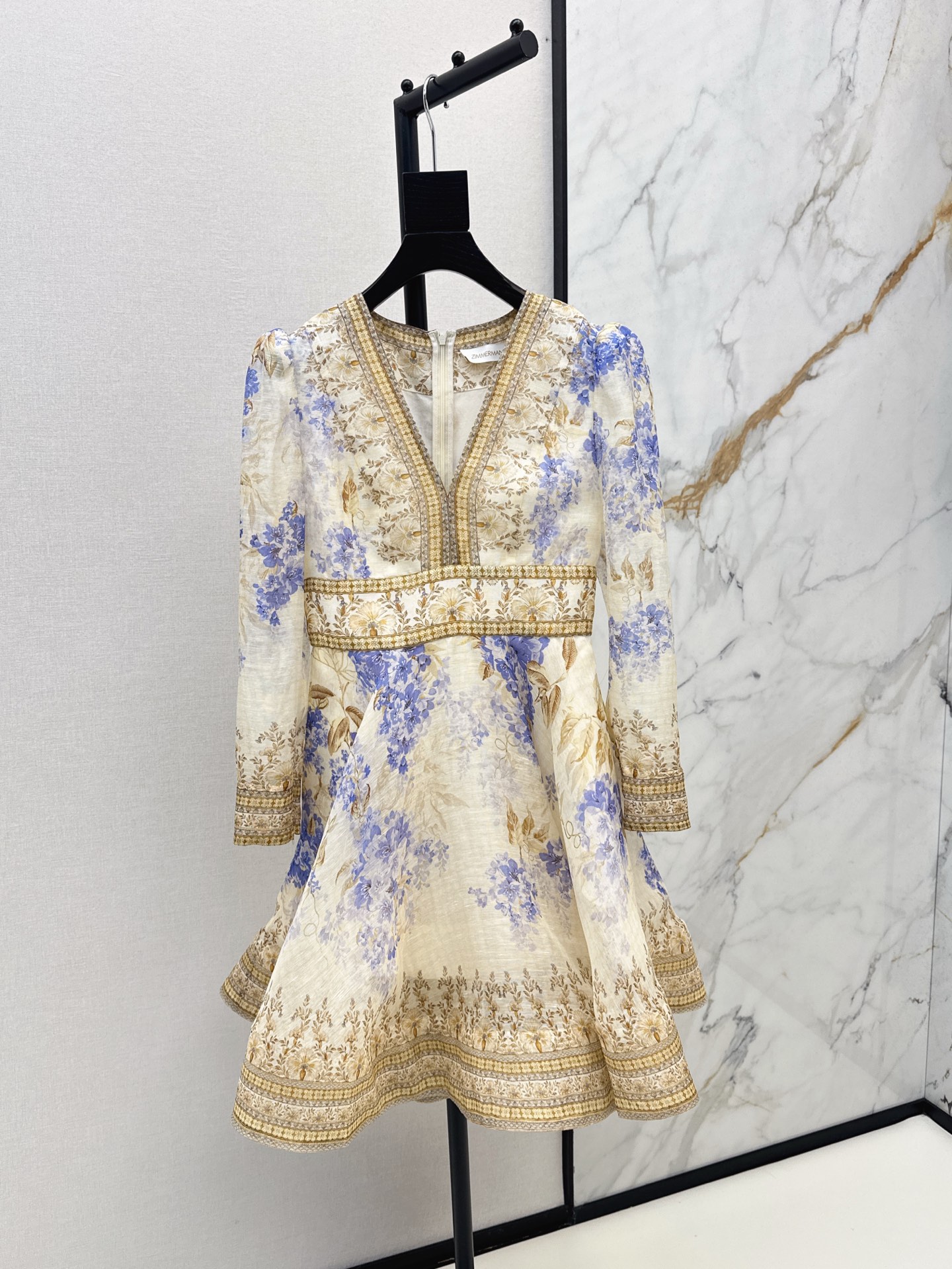 NO:329430,Exclusive first release Zimmen-M 25Ss———The latest spring and summer floral pattern dress with elegant and fresh vacation style Elegant floral pattern prints romantic and elegant white and rich beauty essentials Imported heavy silk linen fabric One color is available in stock smlxl, skirts, real silk, alexander wang19860909独家首发 Zimmen-M 25Ss———春夏最新款花卉图案连衣裙淡雅清新的度假风气息 优雅花卉图案印花浪漫优雅的白富美必备单品 进口重磅真丝亚麻面料 一色现货发售smlxl,,skirts,real silk,alexander wang,Women's clothing