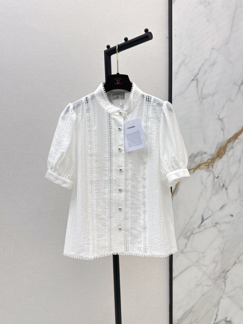 Elegant Women's White Shirt with Embroidered Lace Trim and Short Sleeves 1 Elegant Women's White Shirt with Embroidered Lace Trim and Short Sleeves