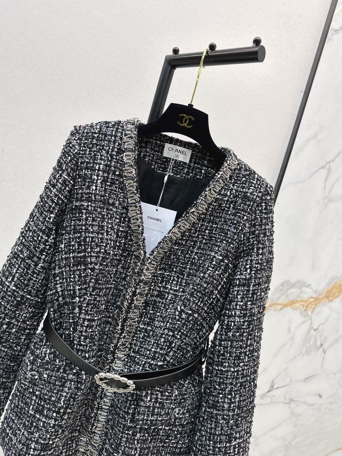 Chanel-Style Tweed Jacket - Elegant Women's Outerwear with Belt 4 i1758027094535 7440 0 2