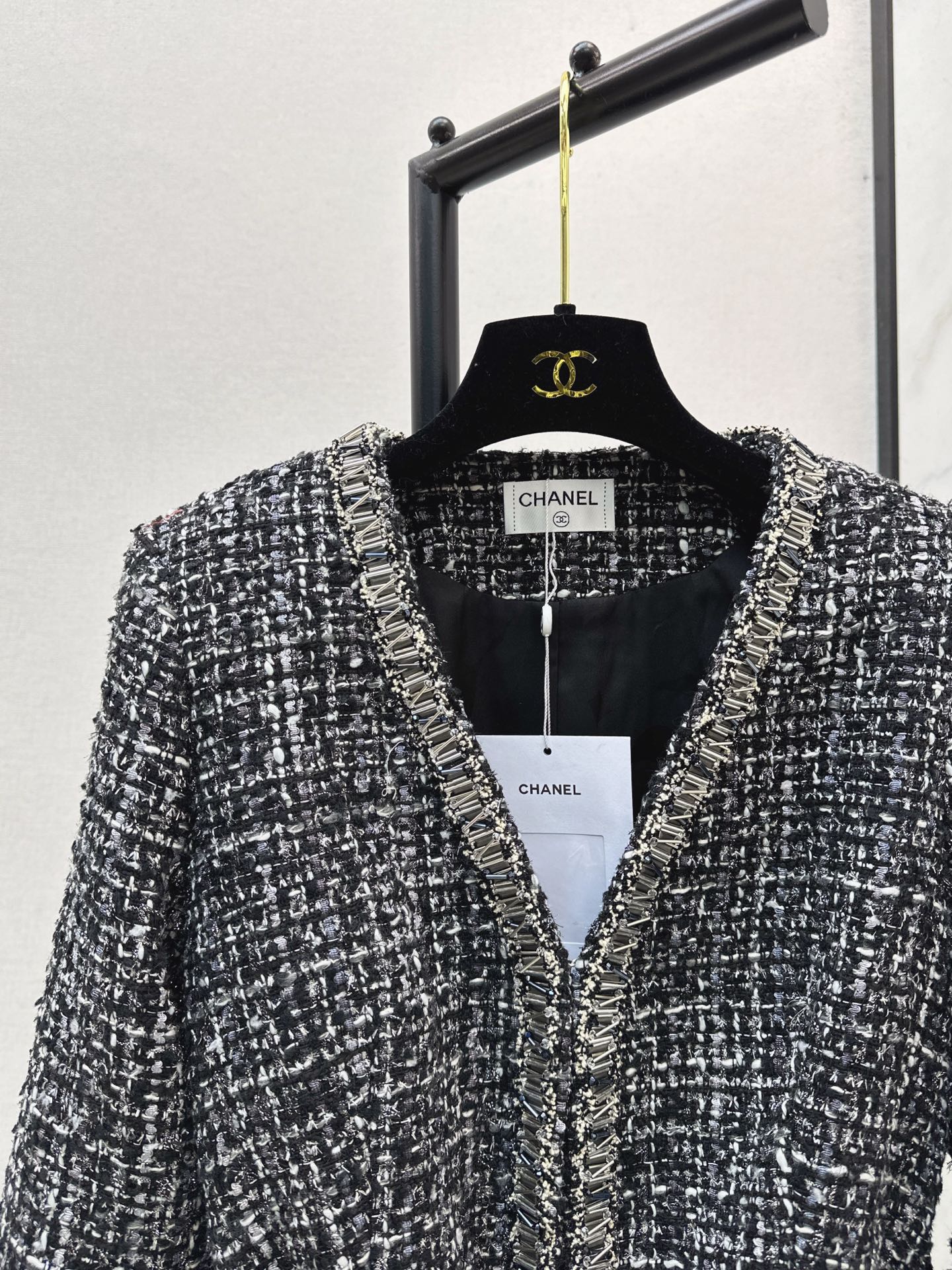 Chanel-Style Tweed Jacket - Elegant Women's Outerwear with Belt 5 i1758027094561 3437 0 3