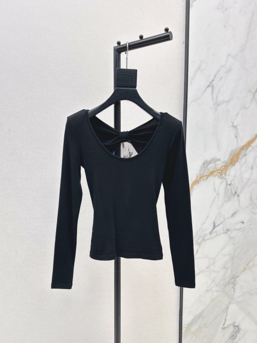 Elegant Black Back Bowknot Lace Long Sleeve T-Shirt for Women 1 Elegant Black Back Bowknot Lace Long Sleeve T-Shirt for Women