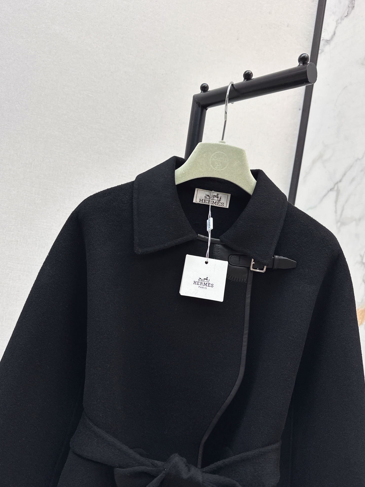 Elegant Women's Wool-Cashmere Blend Coat with Lambskin Leather Buckle Detailing 5 i1758030030891 4953 0 2