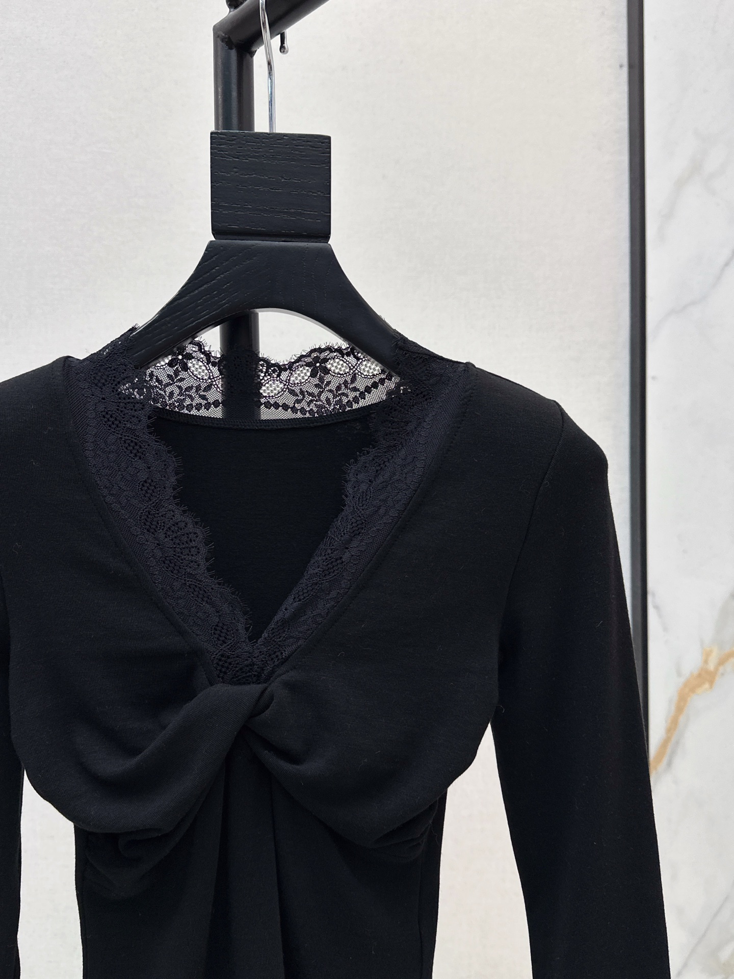 Elegant Lace Trim V-Neck Long Sleeve Top - Perfect for Autumn/Winter 5 i1758106007836 5913 0 3