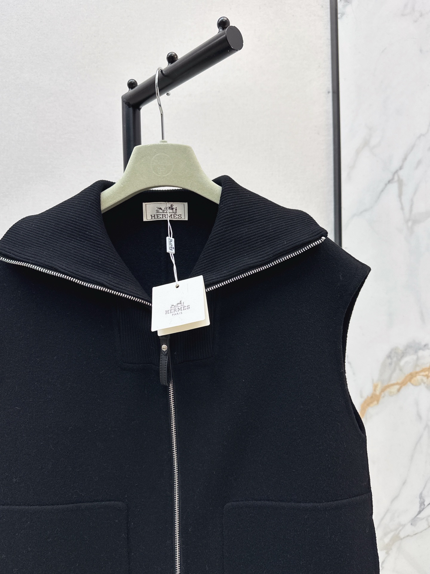 Elegant Women's Wool Blend Vest with Ribbed Collar - Chic & Versatile 5 i1758107766130 4164 0 3