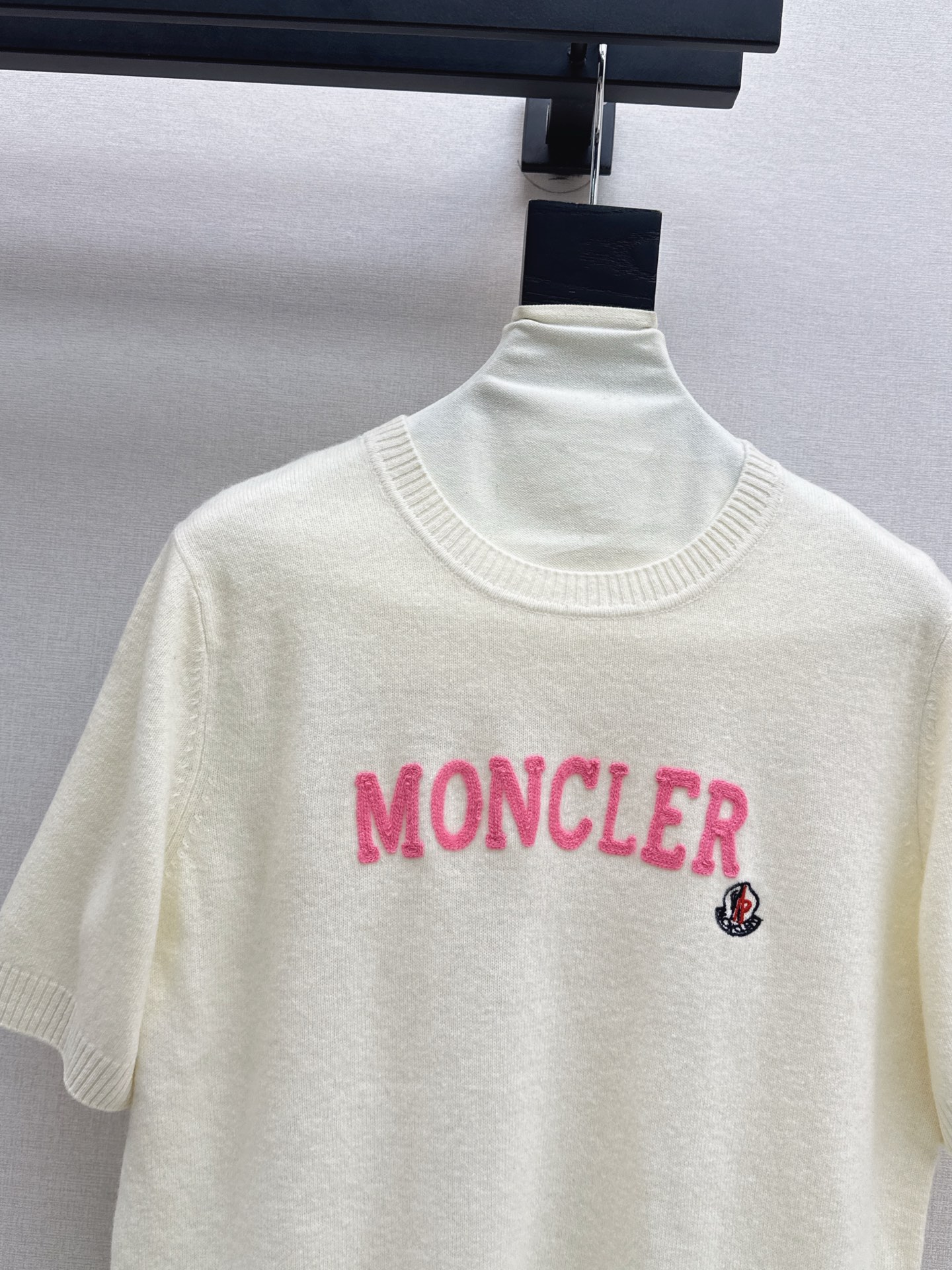 Moncler Women's Logo Embroidered Wool Knit Top - Short Sleeve Sweater 5 i1758108258246 9221 0 3