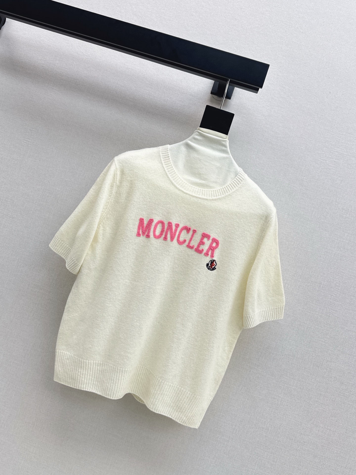 Moncler Women's Logo Embroidered Wool Knit Top - Short Sleeve Sweater 3 i1758108260567 1486 0 1