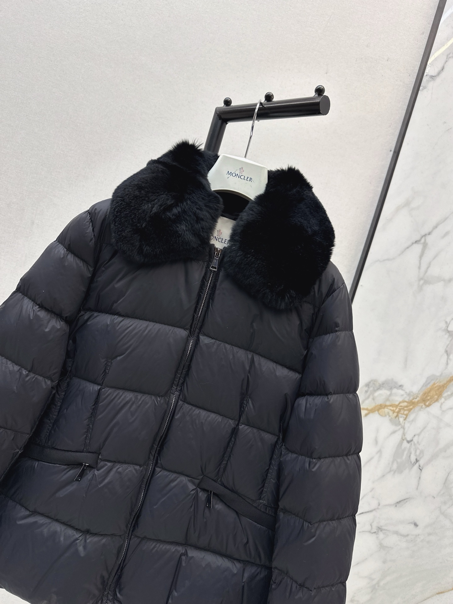Moncler Women's Down Padded Jacket with Fur Collar | Warm & Stylish Coat 3 i1758278860831 420 0 2