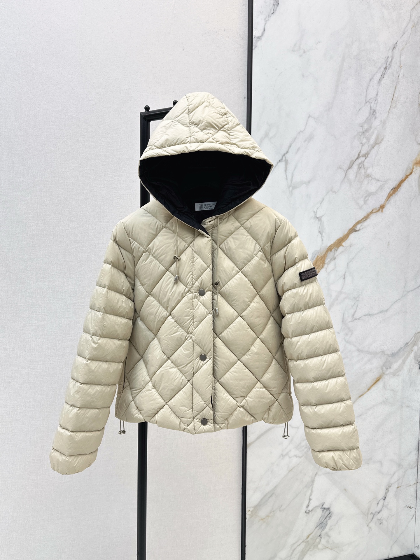 Brunello Cucinelli Quilted Down Padded Jacket Short Hooded Coat 1 i1758279286703 3800 0 0