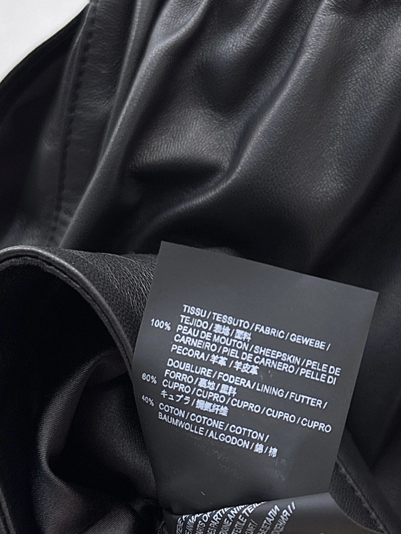 Loewe Lambskin Leather Shorts with Elastic Waist and A-Line Cut 9 i1758887384006 8553 0 8