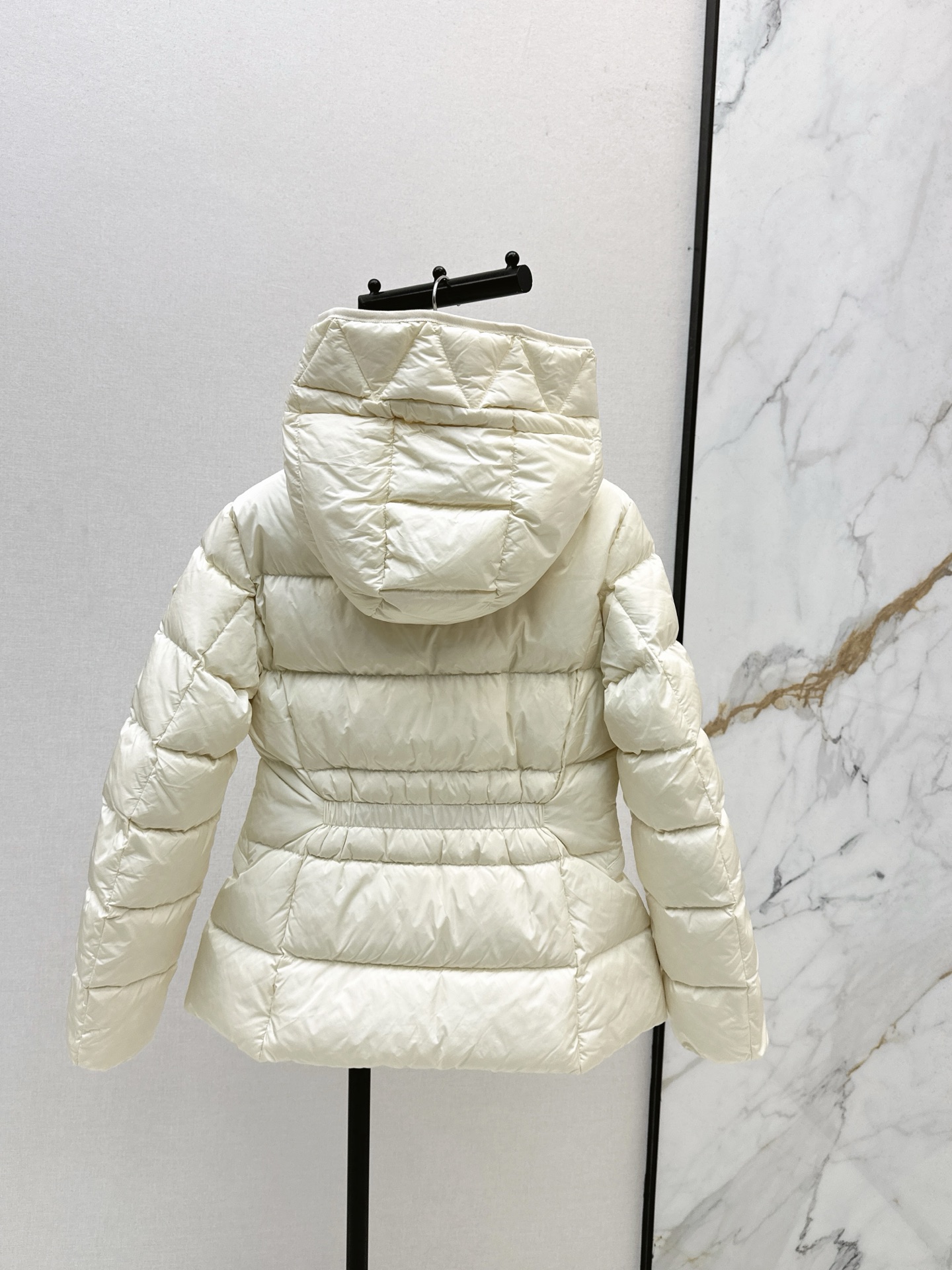 Moncler Women's White Down Padded Hooded Jacket - Stylish & Warm 9 i1759407220858 1557 0 8