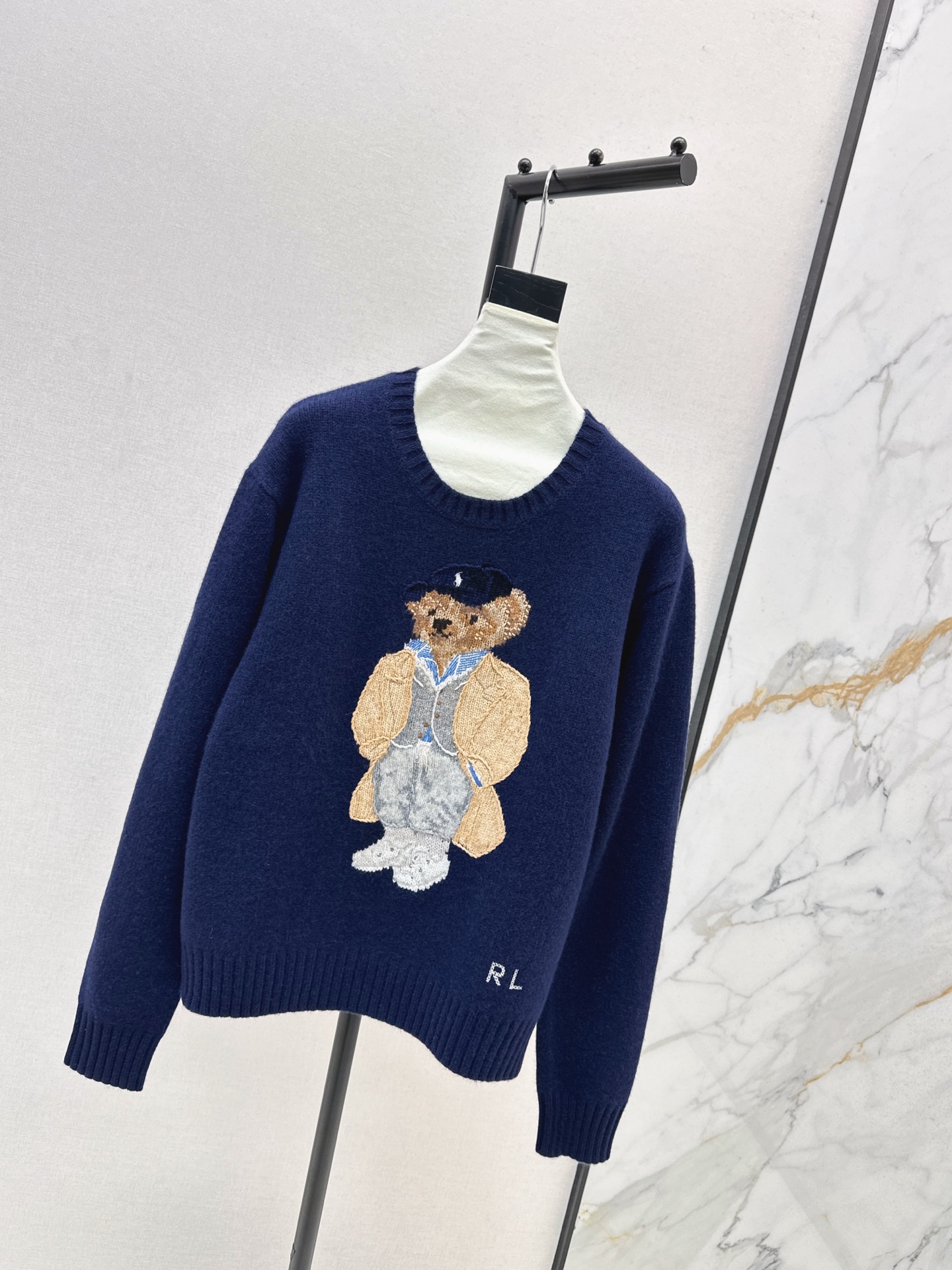 Ralph Lauren Wool-Cashmere Blend Sweater with Iconic Bear Embroidery 2 i1759914661180 3600 0 1