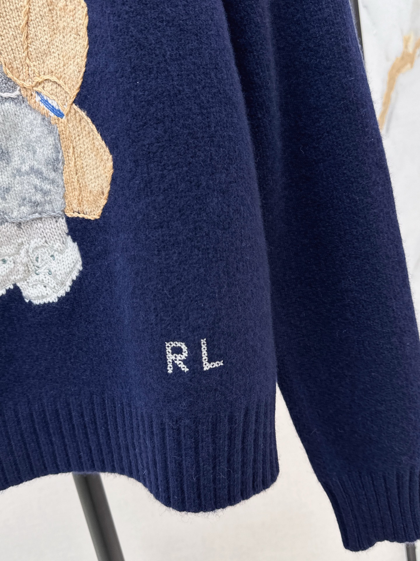 Ralph Lauren Wool-Cashmere Blend Sweater with Iconic Bear Embroidery 7 i1759914664724 259 0 6