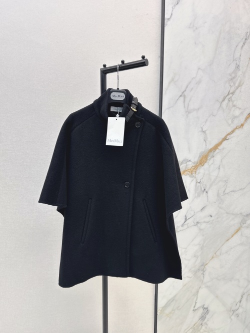 Max Mara Wool Double-Faced Cape Coat, Stand Collar, Autumn/Winter Collection 1 Max Mara Wool Double-Faced Cape Coat, Stand Collar, Autumn/Winter Collection