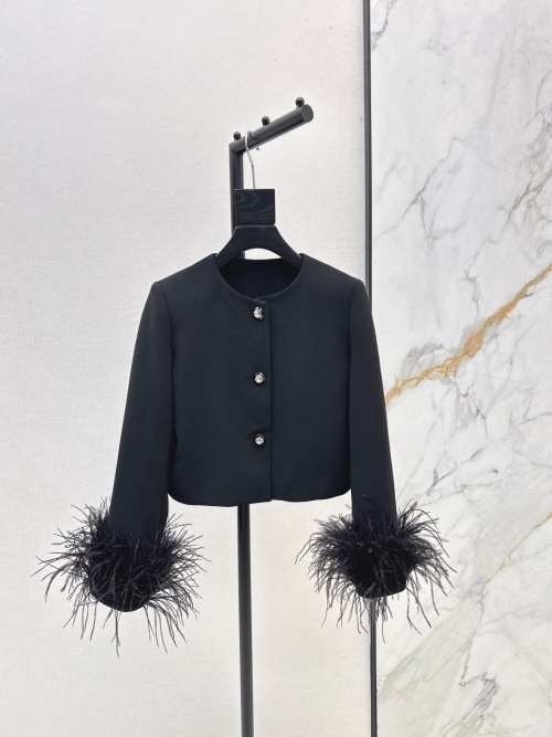 Elegant Black Round Neck Jacket with Ostrich Feather Cuffs 1 Elegant Black Round Neck Jacket with Ostrich Feather Cuffs