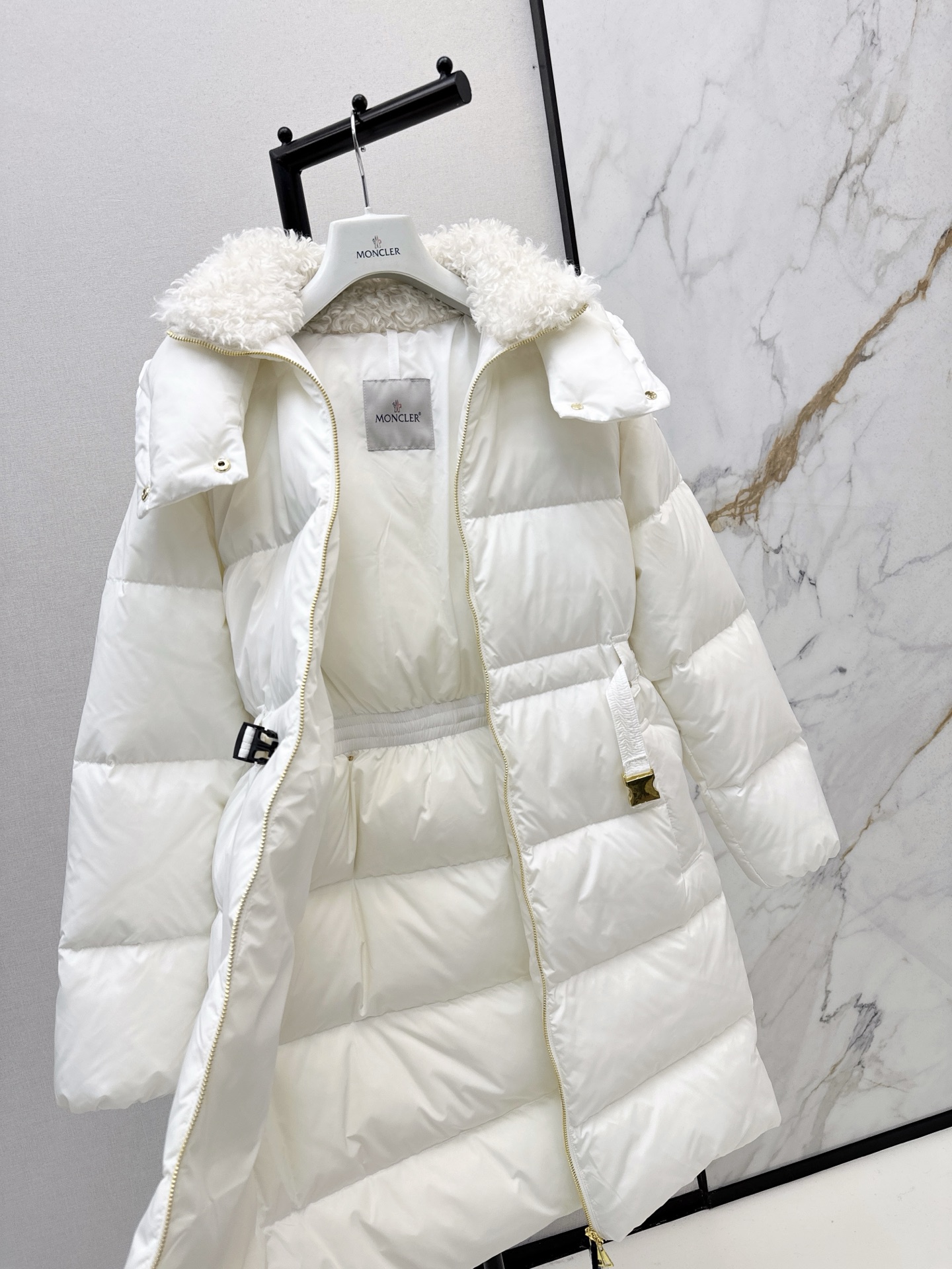 Moncler Women's White Lamb Wool Collar Mid-Length Down Jacket - Stylish Warmth 9 i1761132406751 2242 0 6