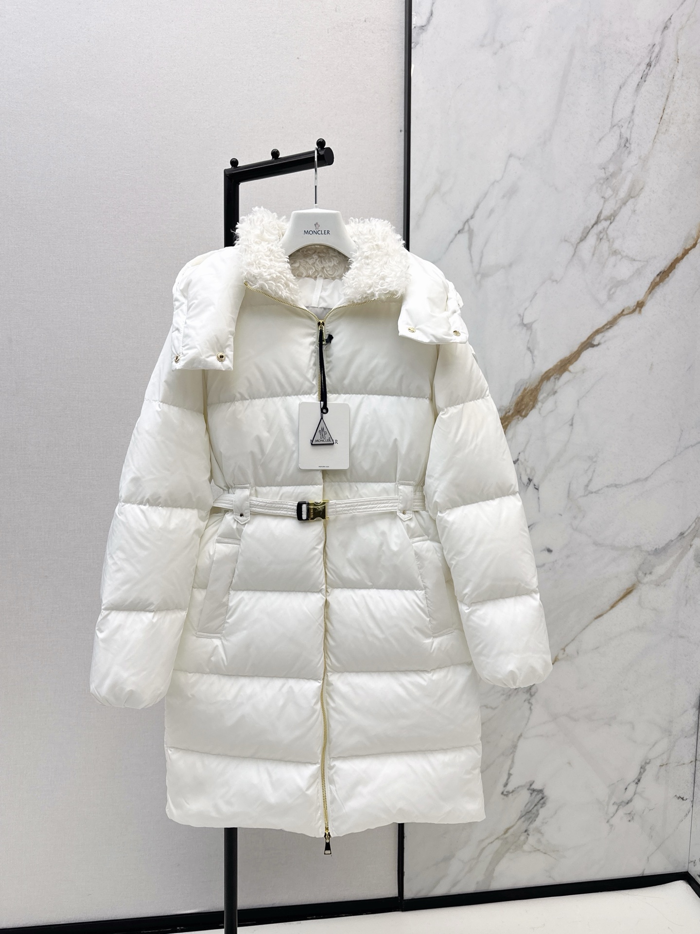 Moncler Women's White Lamb Wool Collar Mid-Length Down Jacket - Stylish Warmth 3 i1761132409683 9007 0 1