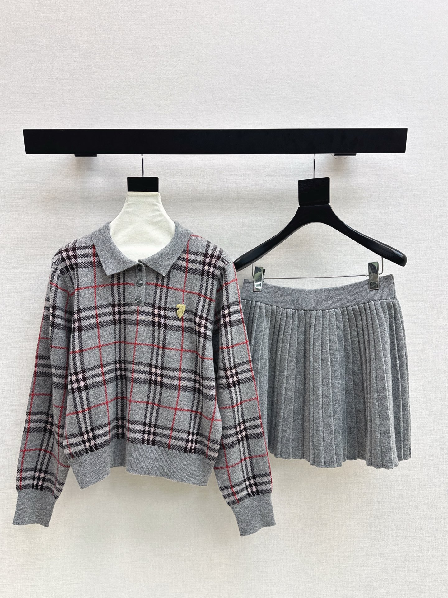 Burberry Women's Plaid Polo Top and Pleated Skirt Set - Timeless Elegance 2 i1761137751976 1562 0 0