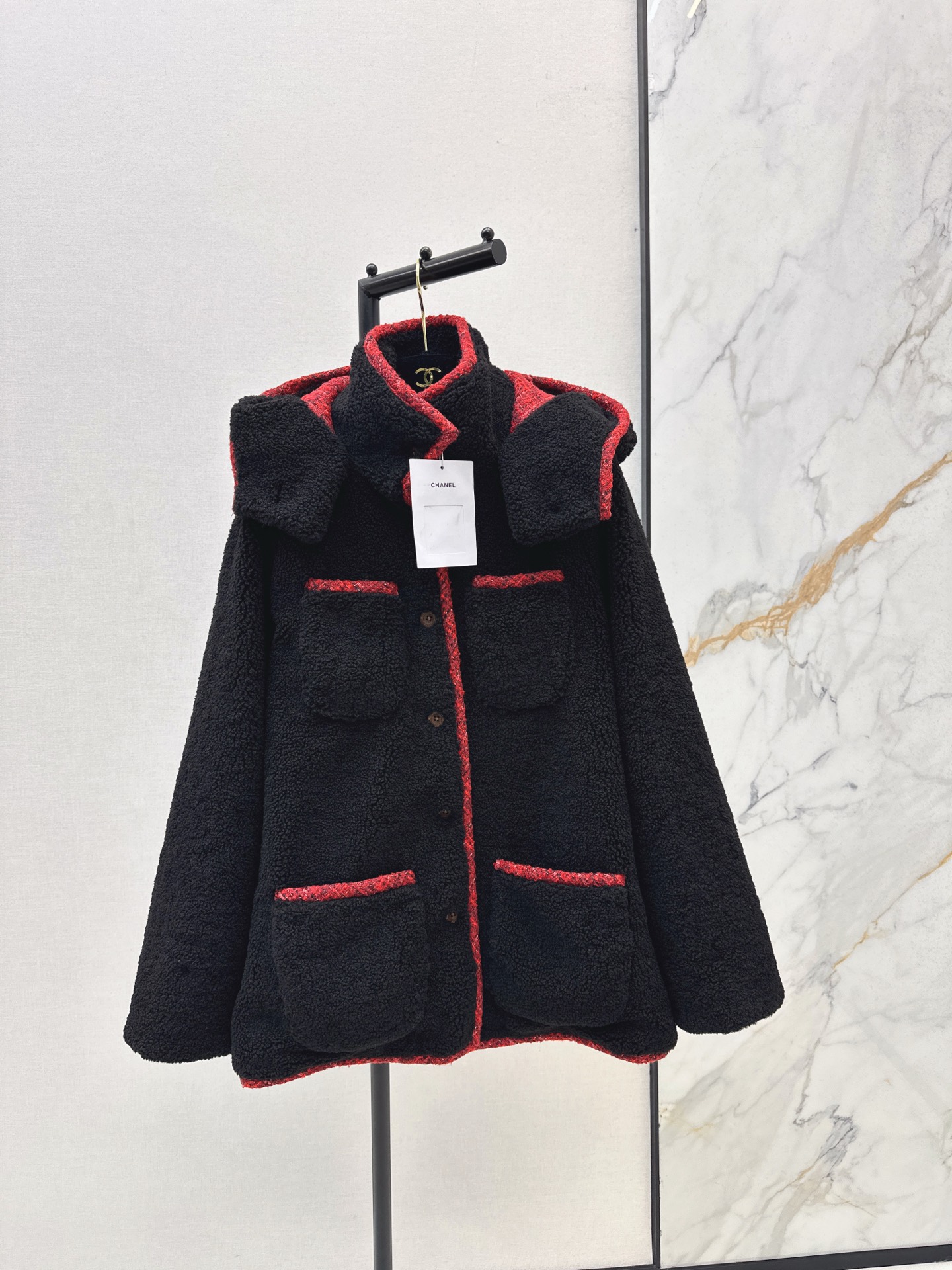 Elegante Teddy Fleece Jas met Hood en Contrasterende Bies - Warm en Stijlvol