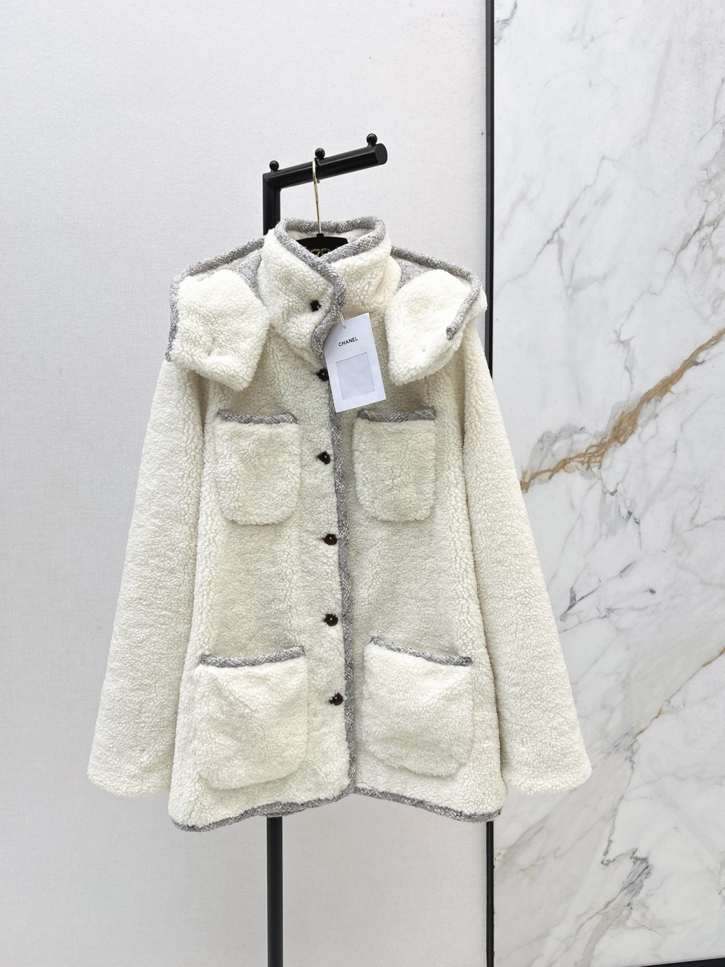 Chanel 25SS Teddy Fleece Hooded Coat - Warm, Stylish, and Eco-Friendly 3 i1761139869306 8621 0 1