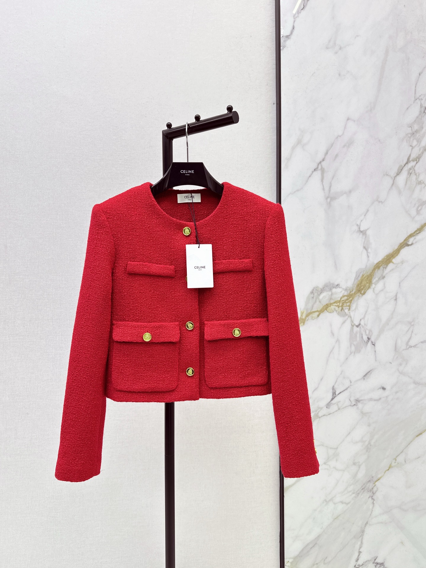 NO:658834,Zhu Zhu's same style Ce 25Ss - the latest exquisite and high-end design duffle coat in autumn and winter. The retro red upper body is very white and full of sophistication. It adopts classic box-shaped tailoring. It is very elegant and stylish. It is elegant and classy. It is the first choice for gentleness. It can enhance the temperament of little experts. One color ready for sale sml,,jackets & coats,alexander wang19860909朱珠同款 Ce 25Ss————秋冬最新款精致高级设计感粗呢小外套 复古红上身很显白 精致感满满 采用经典的箱型版型剪裁 非常优雅有格调 优雅有范 温柔首选 妥妥的抬气质小能手 一色现货发售sml,,jackets & coats,alexander wang,Women's clothing