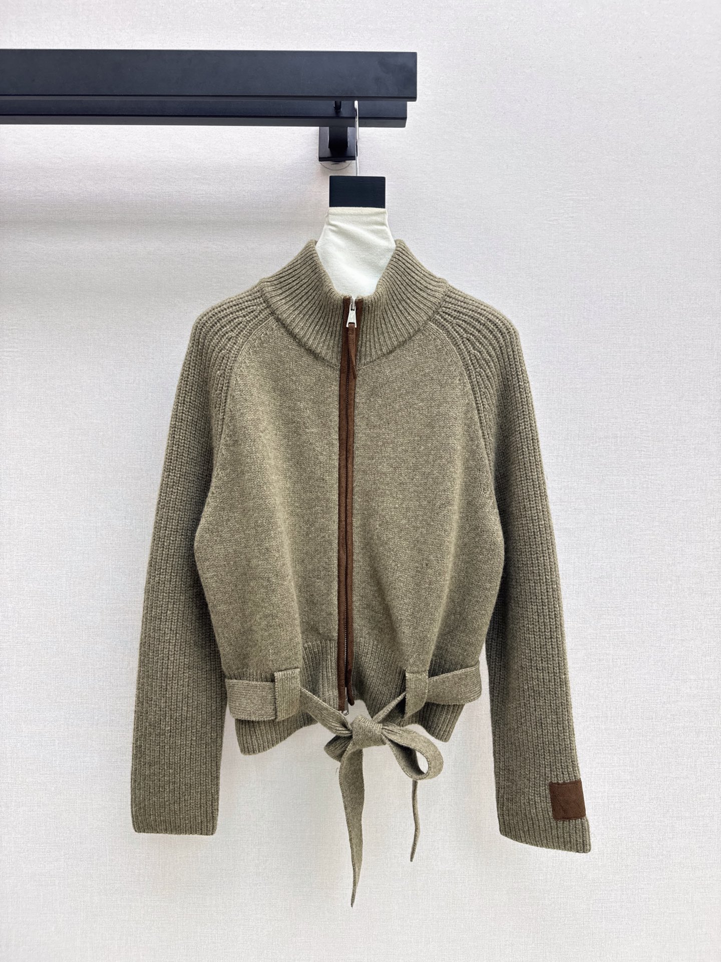 Loro Piana 26SS Eco Suede Paneled Knit Jacket Structured Silhouette Wool Yarn Swiss Double Knit Open-Front Cardigan Loose Slimming Quiet Luxury Top Quality