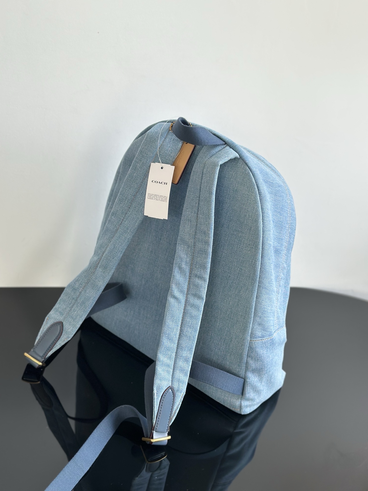 Coach ～纯原Coach蔻驰CAT43 最新款牛仔双肩背包 水洗牛仔的风今年刮到了包包品类里