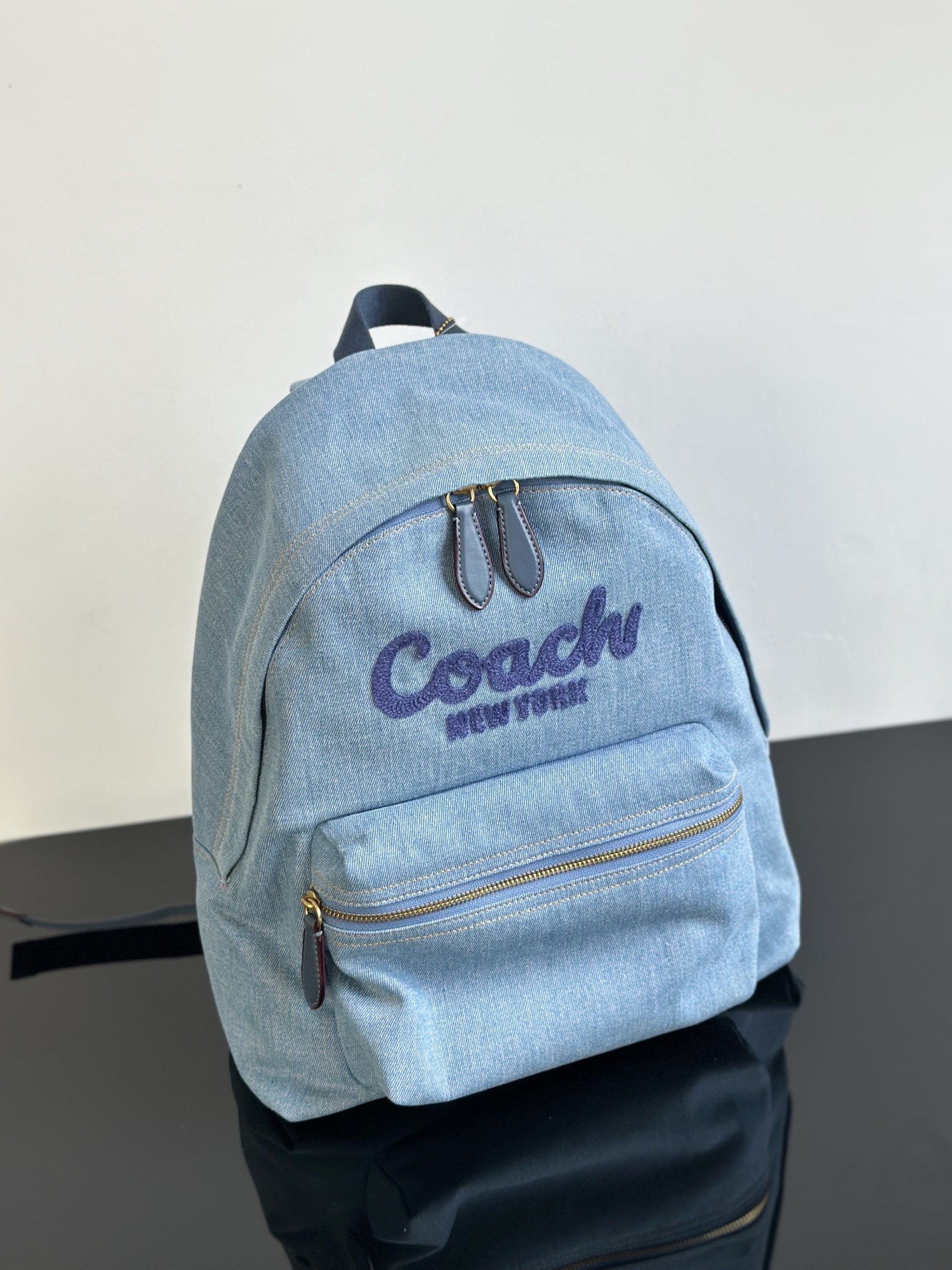 Coach ～纯原Coach蔻驰CAT43 最新款牛仔双肩背包 水洗牛仔的风今年刮到了包包品类里
