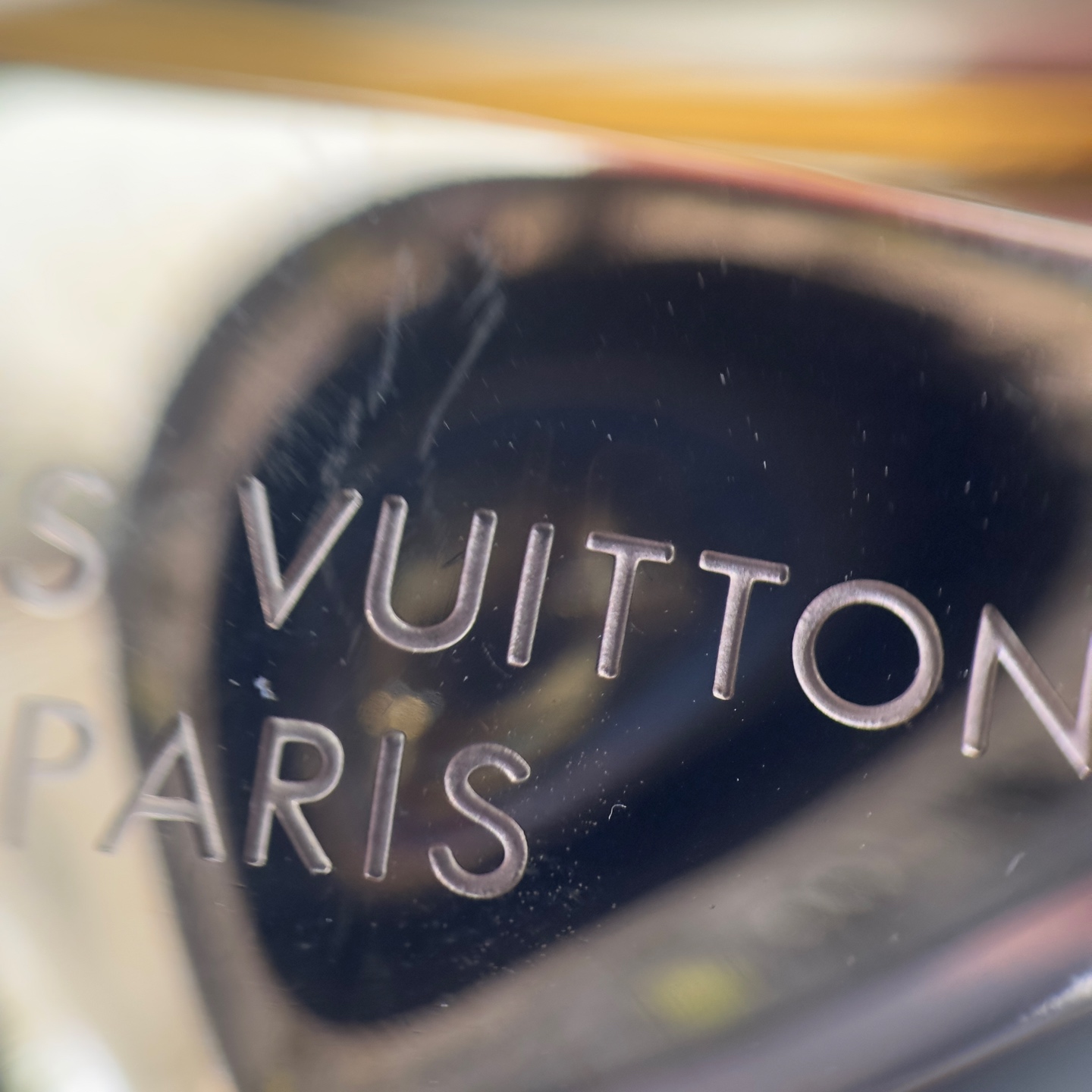Louis Vuitton Gold-Tone Metal Hardware for Luxury Bags - Authentic Quality 9 i1752825386457 7479 0 7