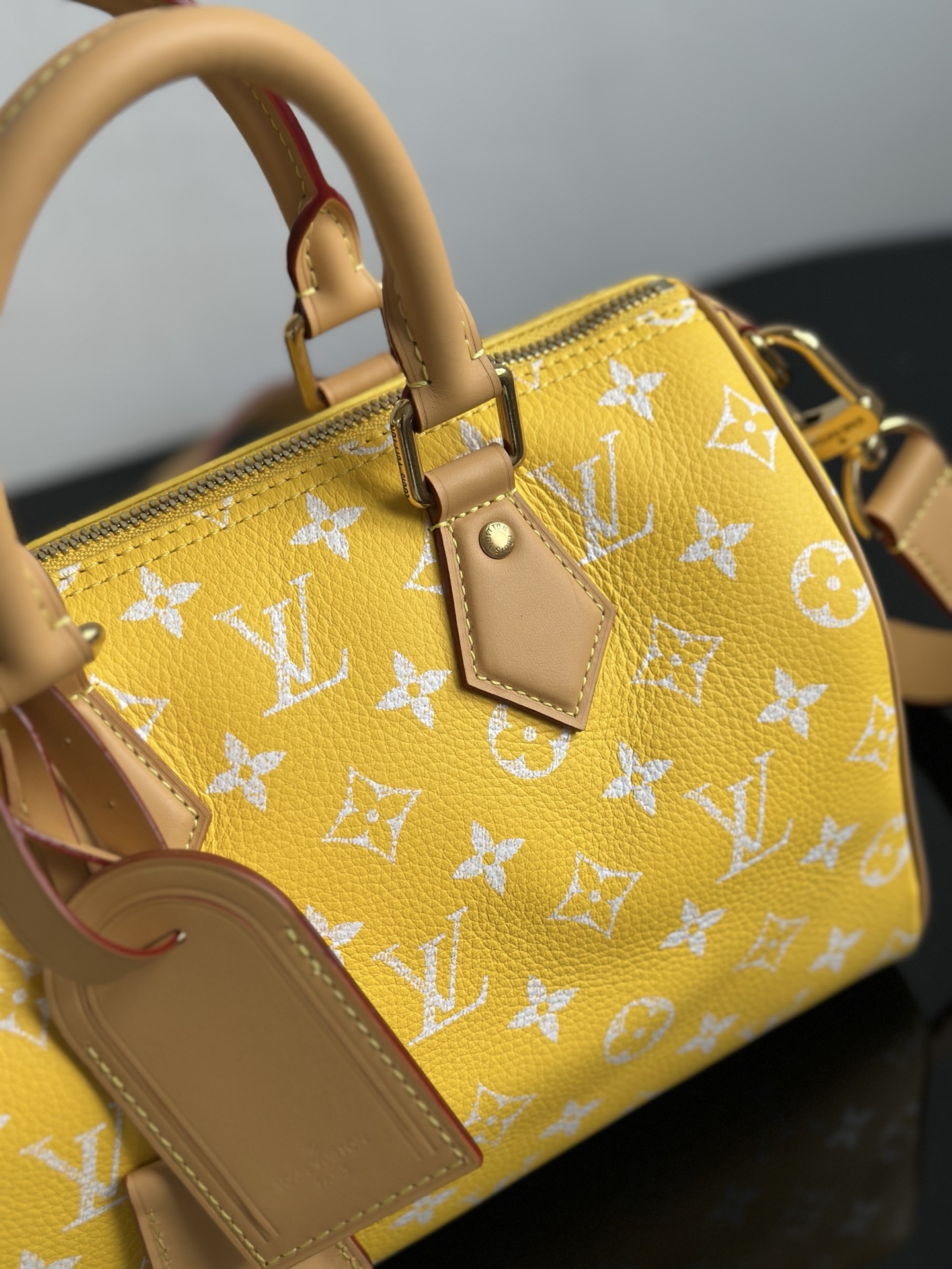 Louis Vuitton Speedy Bandoulière 25 Yellow Monogram Leather Satchel 3 i1753340703097 3807 0 2