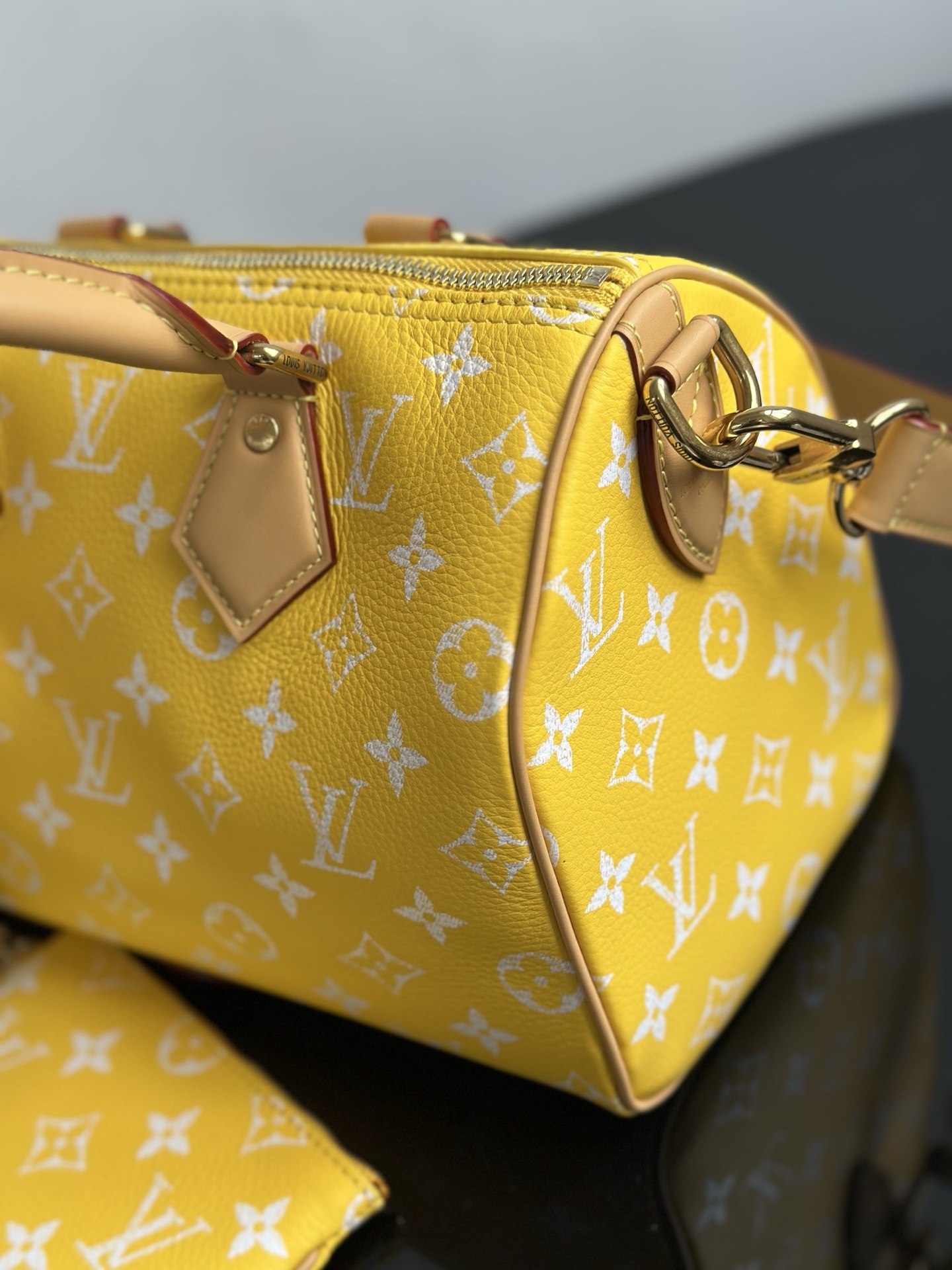 Louis Vuitton Speedy Bandoulière 25 Yellow Monogram Leather Satchel 7 i1753340704251 6152 0 6