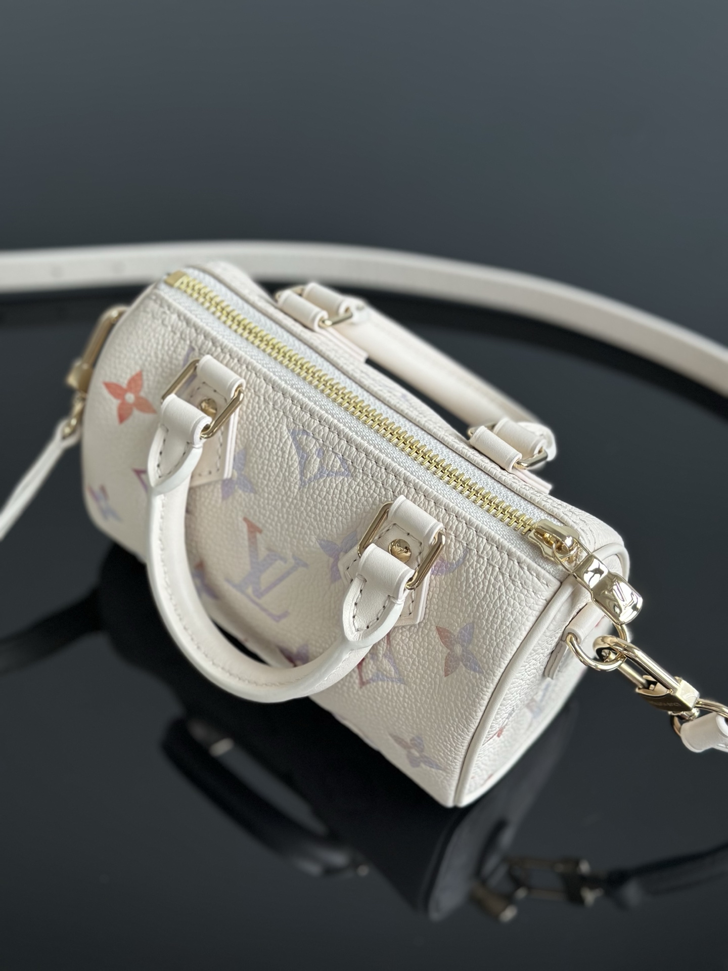 i1754292955607 2964 0 6