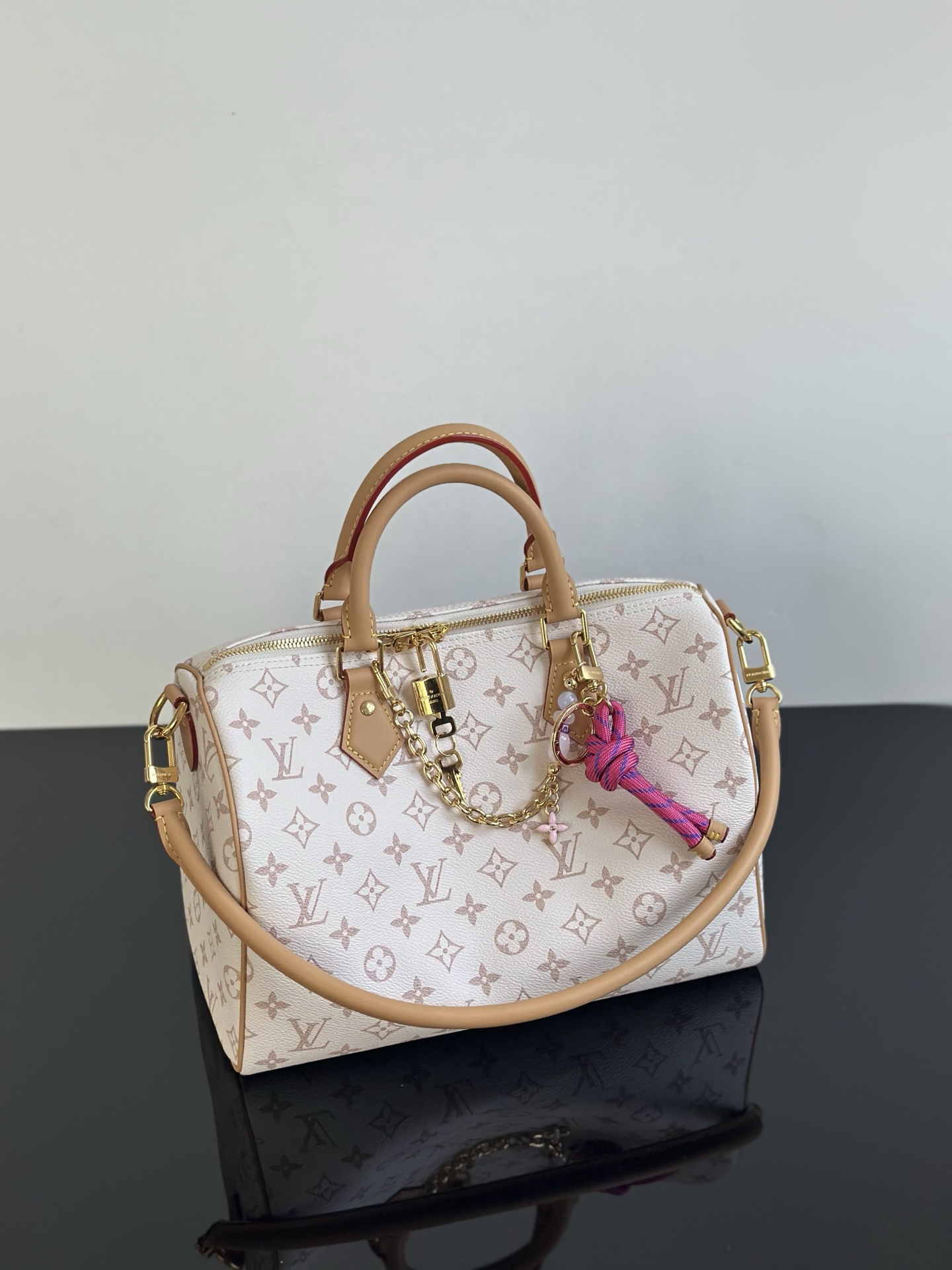 Louis Vuitton Speedy Soft 30 Lucky White Monogram Dune Canvas Handbag 1 i1754719279329 4052 0 0