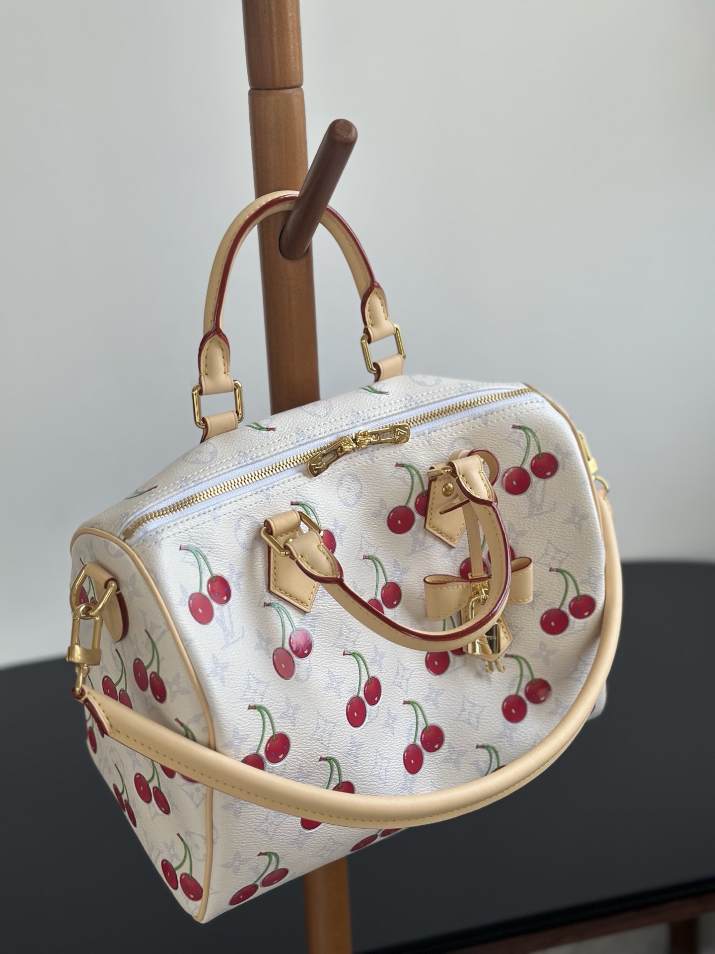 Louis Vuitton x Murakami Takashi Speedy Soft 30 Cherry Monogram Bag 5 i1754719736608 5202 0 3