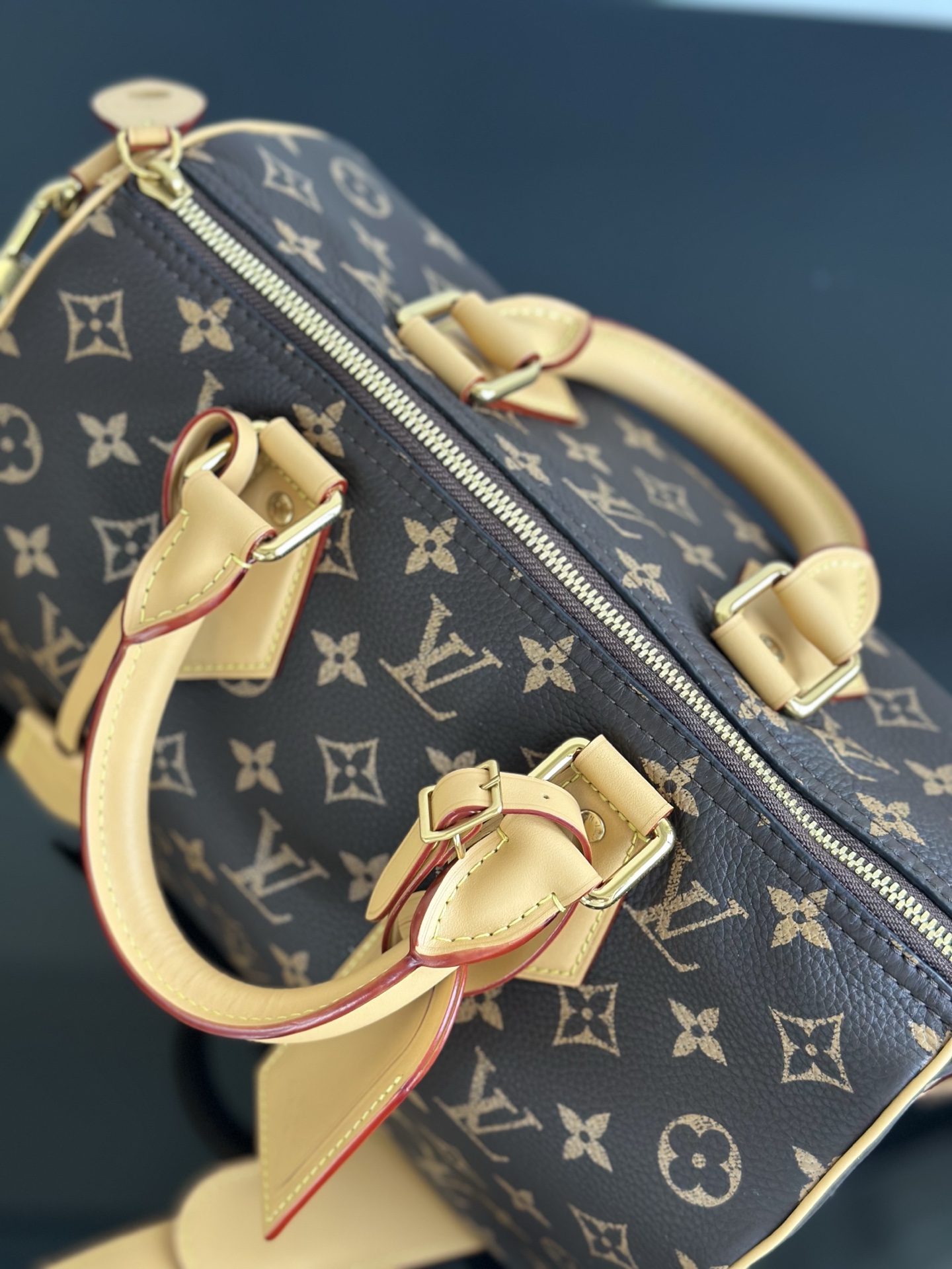 Louis Vuitton Speedy Bandoulière 30 Monogram Leather Handbag 7 i1756276966621 5841 0 5
