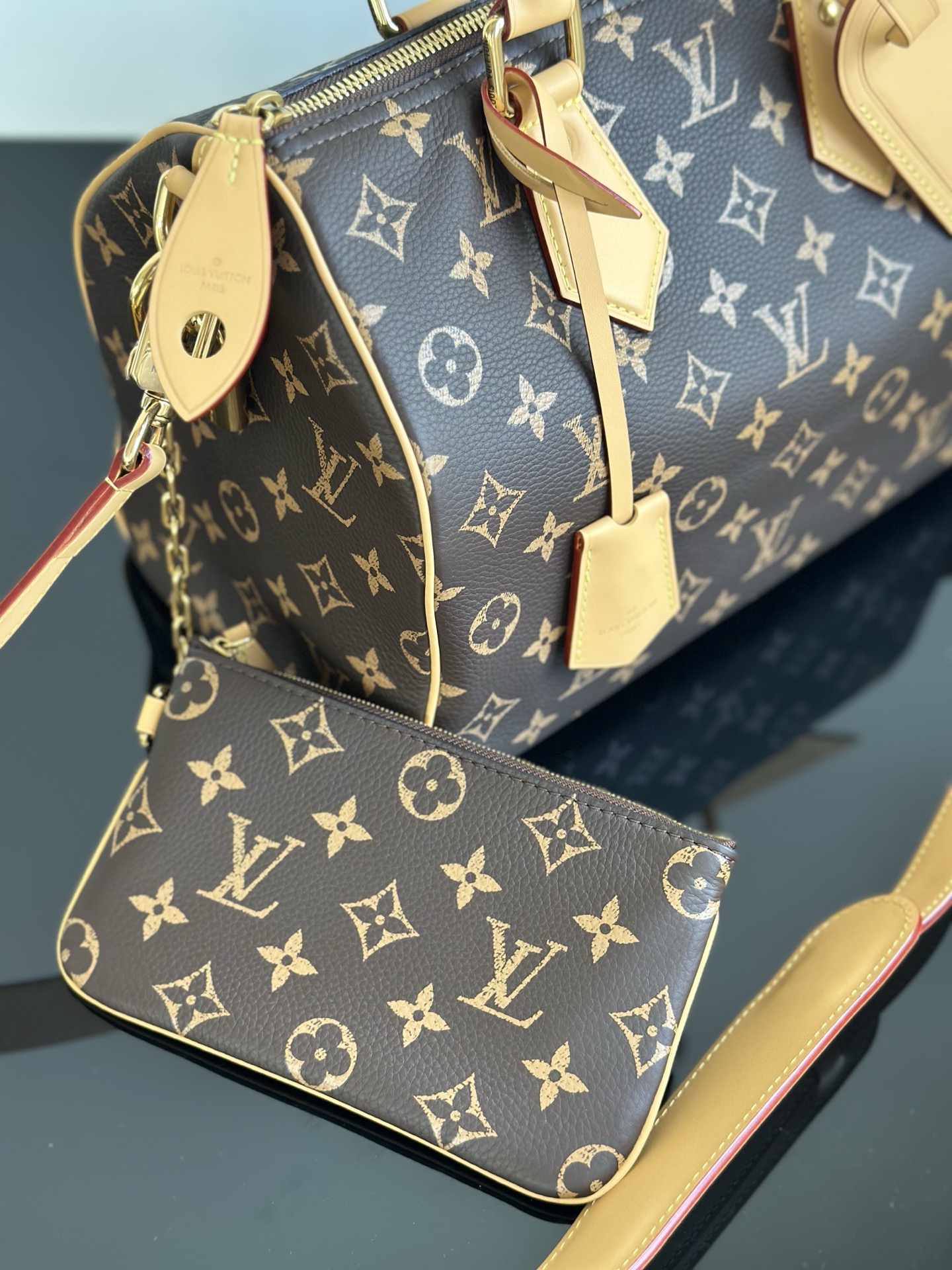 Louis Vuitton Speedy Bandoulière 30 Monogram Leather Handbag 8 i1756276966637 5665 0 6