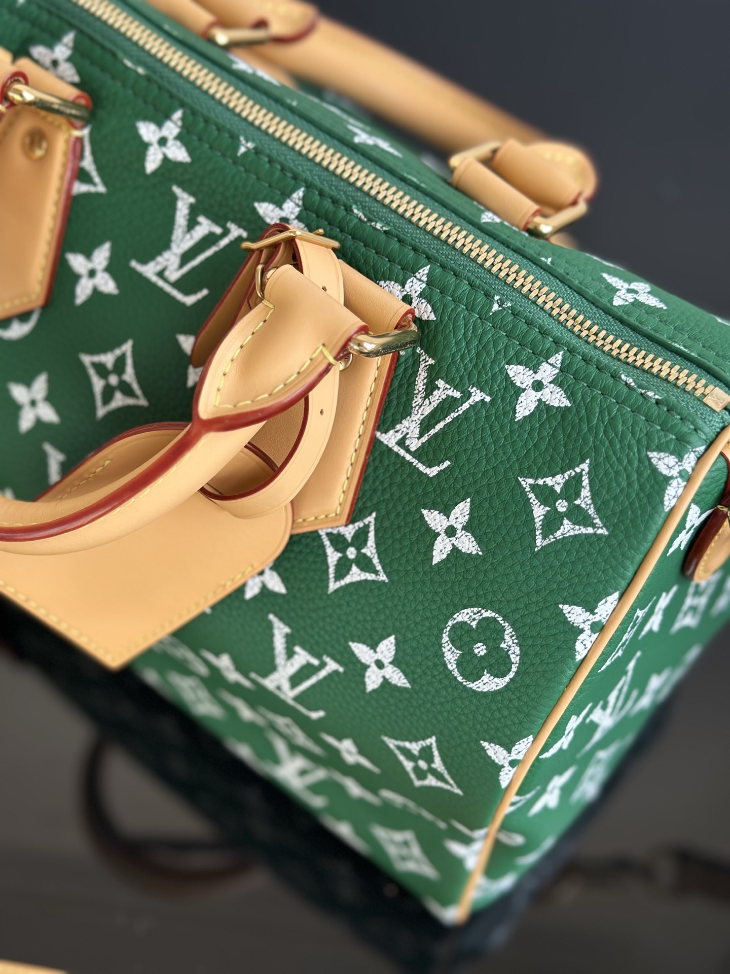 Louis Vuitton Speedy Bandoulière 30 Green Monogram Leather Handbag 7 i1756277051584 6140 0 5