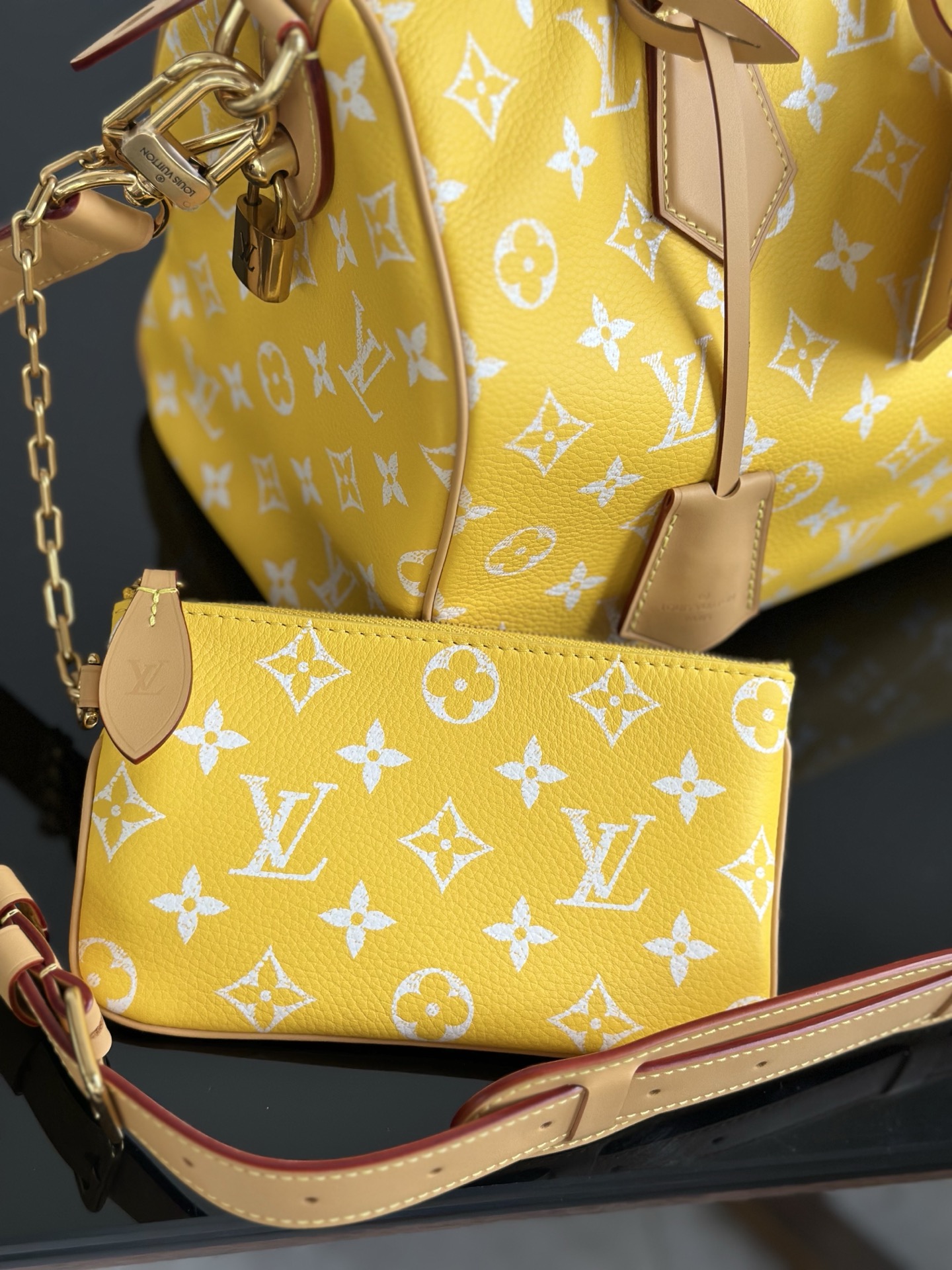 Louis Vuitton Speedy Bandoulière 30 Yellow Monogram Leather Satchel 12 i1756277791346 365 0 5