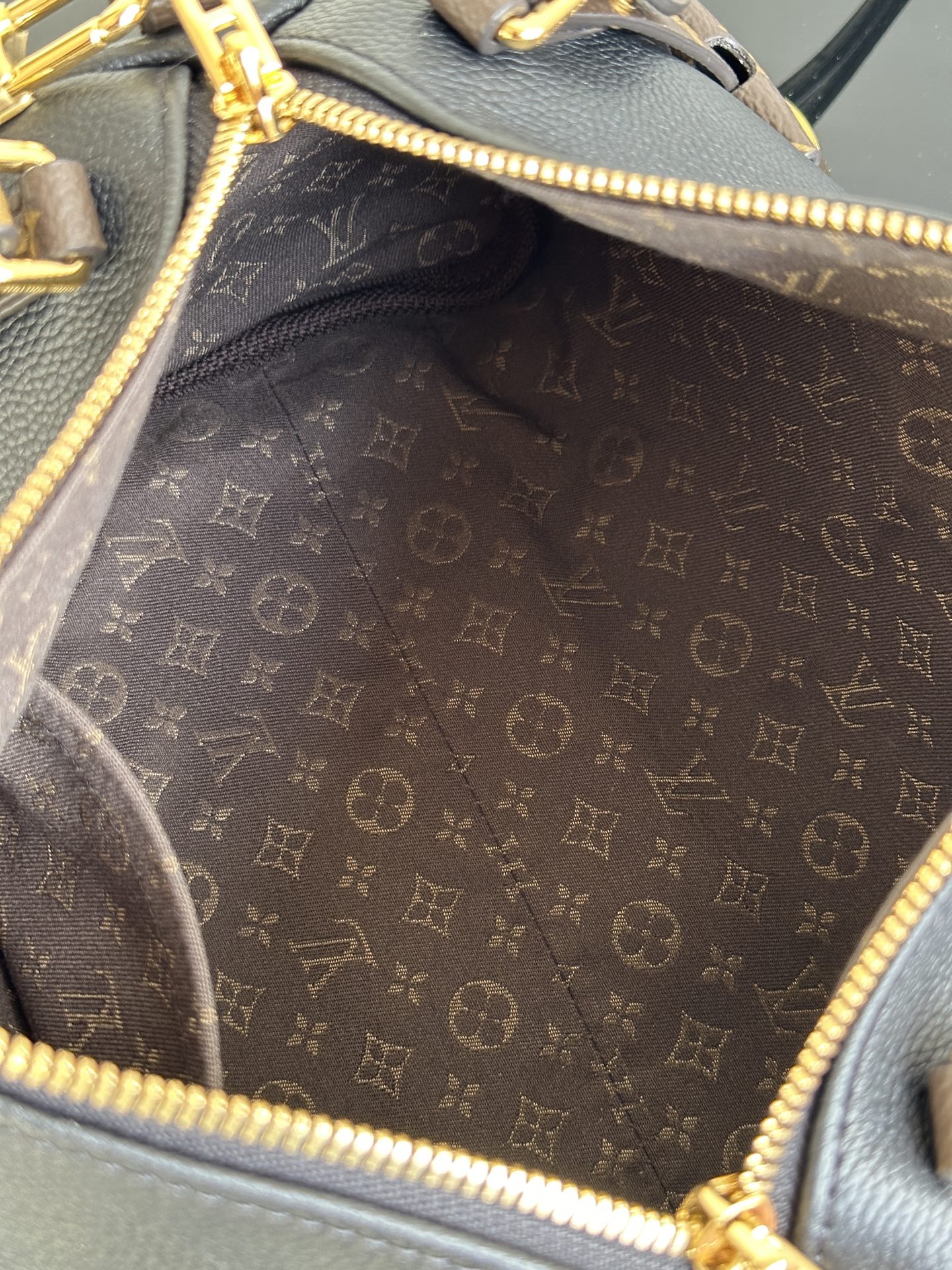 Louis Vuitton Express Small Handbag M26039 Black Premium Leather 15 i1756537518223 2598 0 8